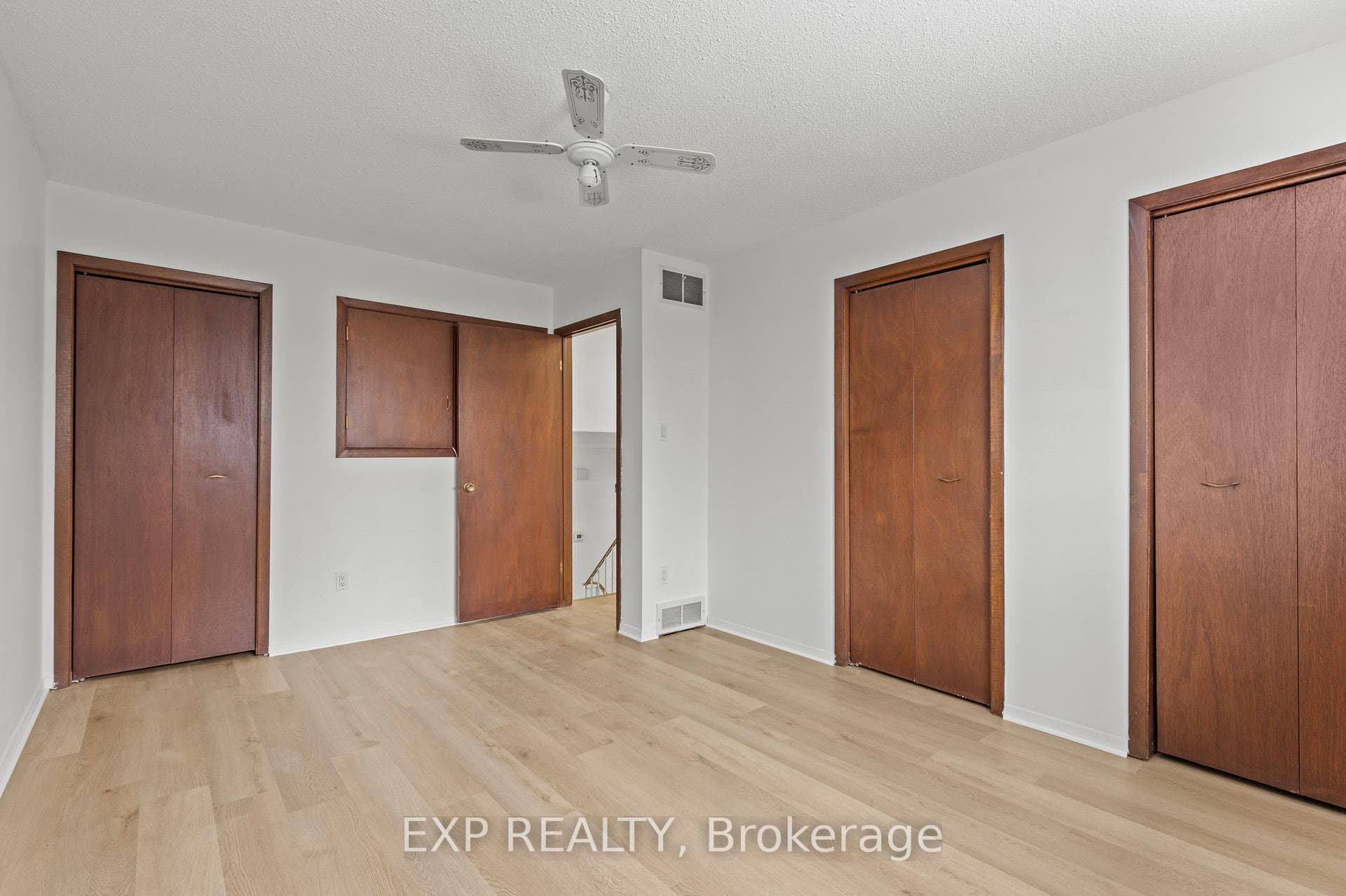 6176 Johnson Drive photo 22