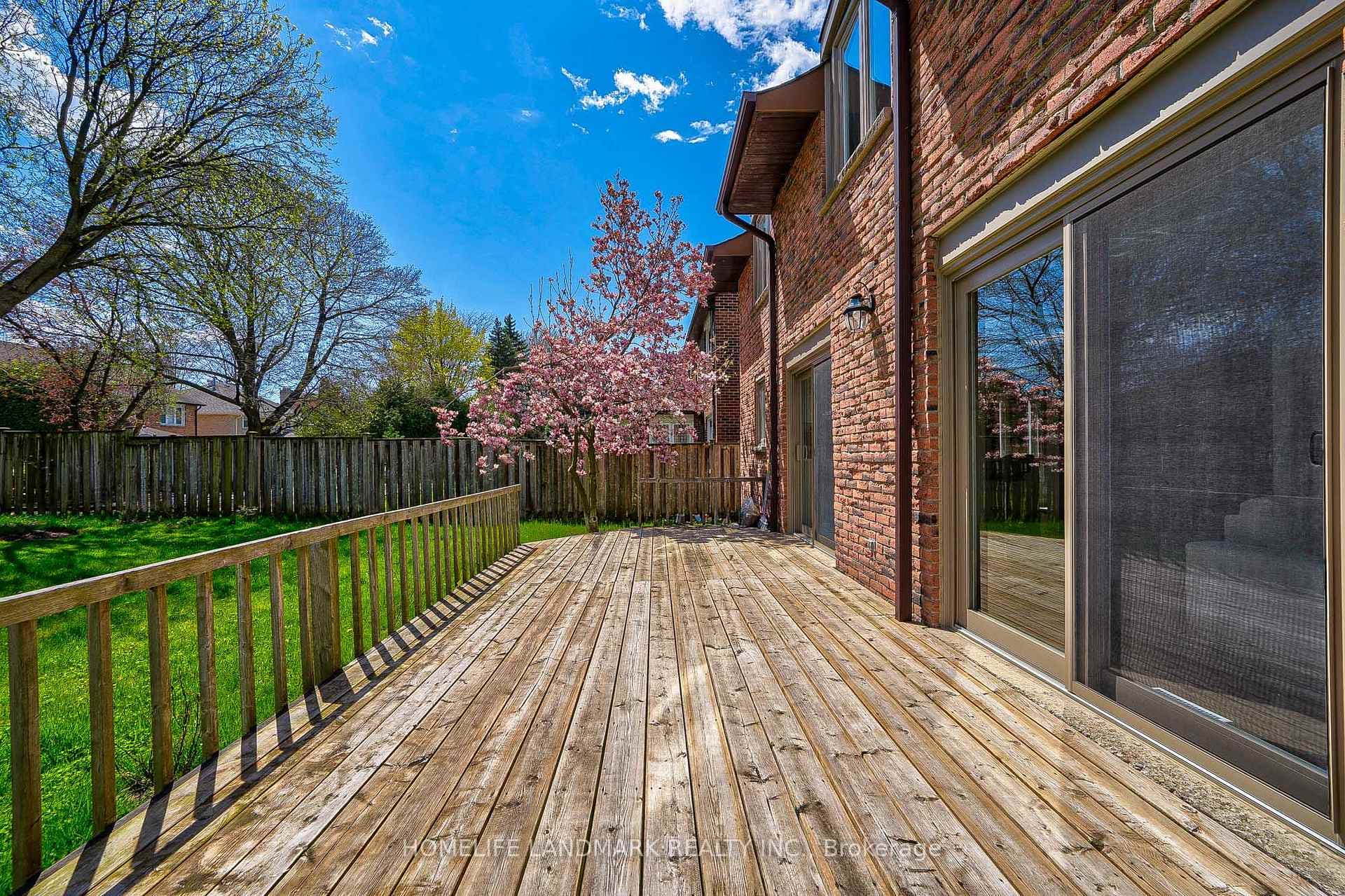 41 Pennock Crescent photo 39