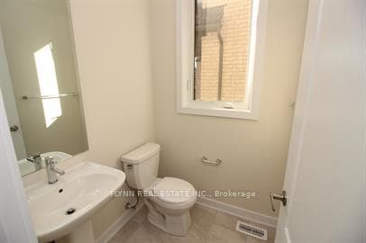 58 STERN Drive photo 2