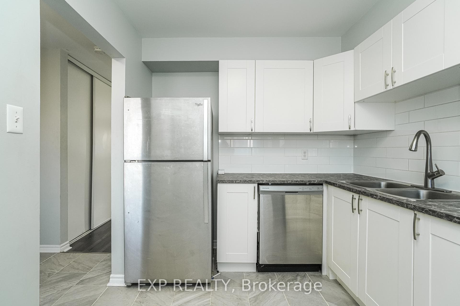 49 Forester Crescent Unit D photo 6