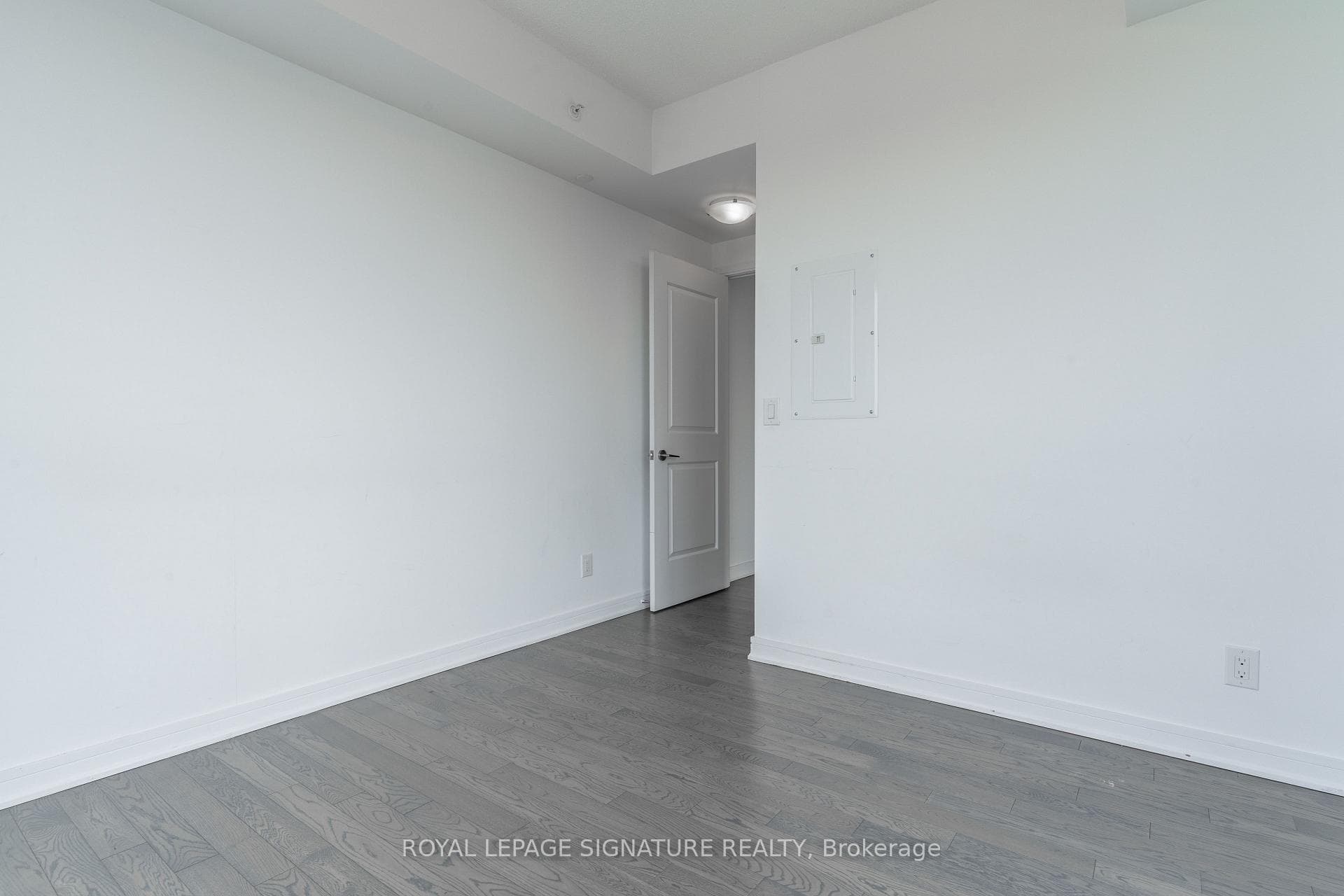 9201 Yonge Street Unit 2209 photo 19