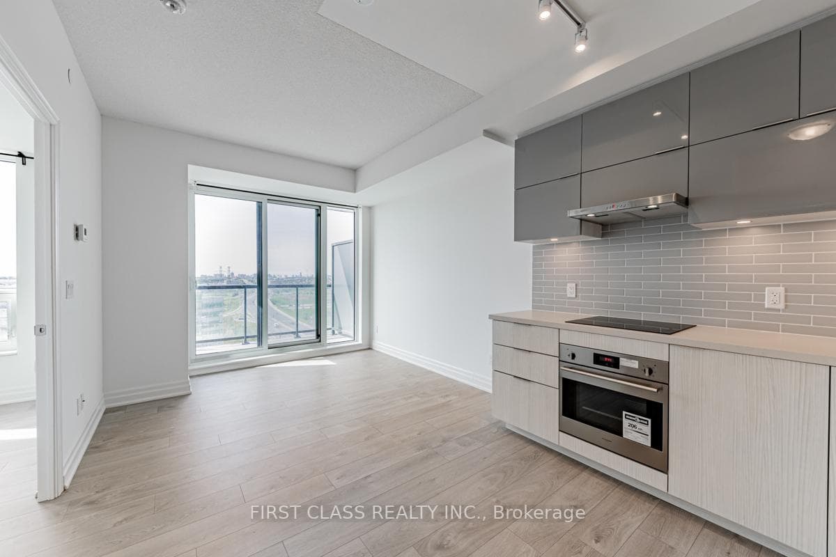 10 Rouge Valley Drive Unit 1412 photo 12
