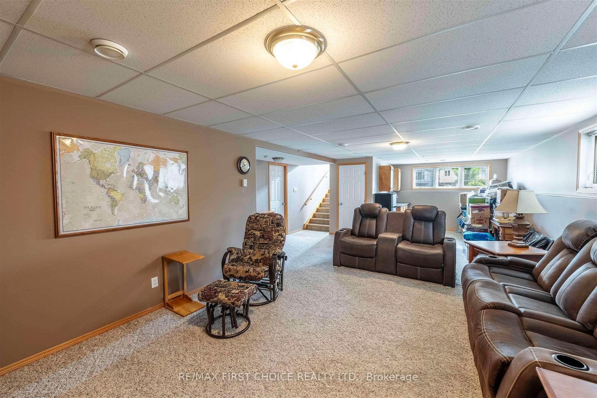 175 Lynx Crescent photo 15