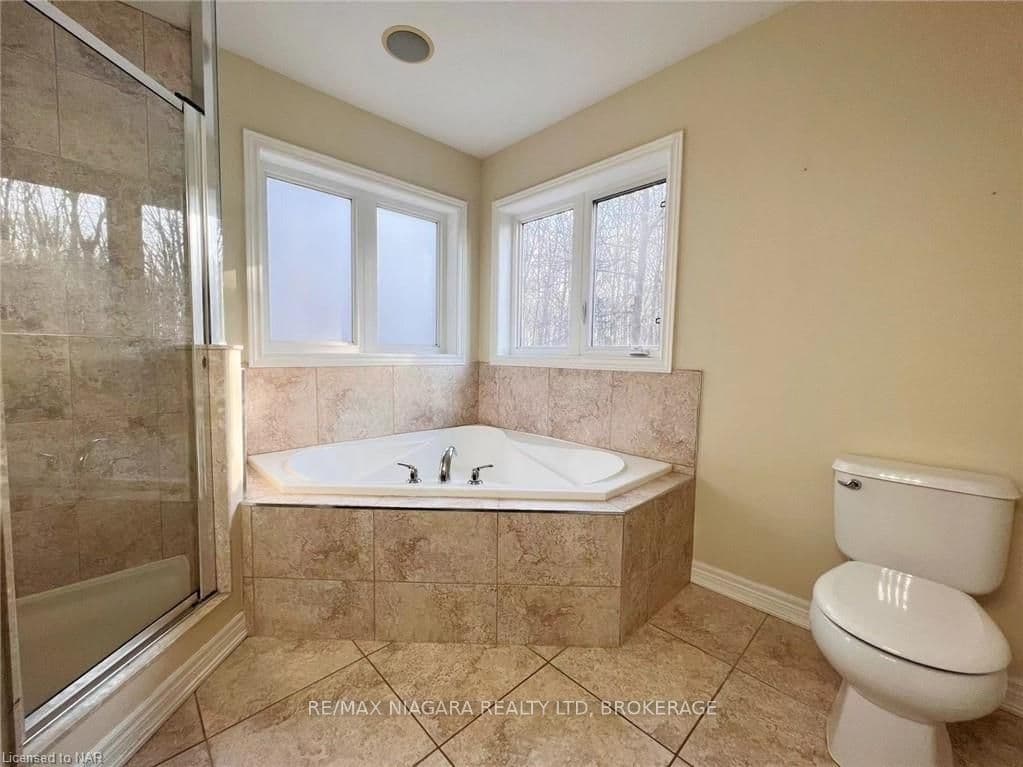 114 WINTERBERRY Boulevard photo 20