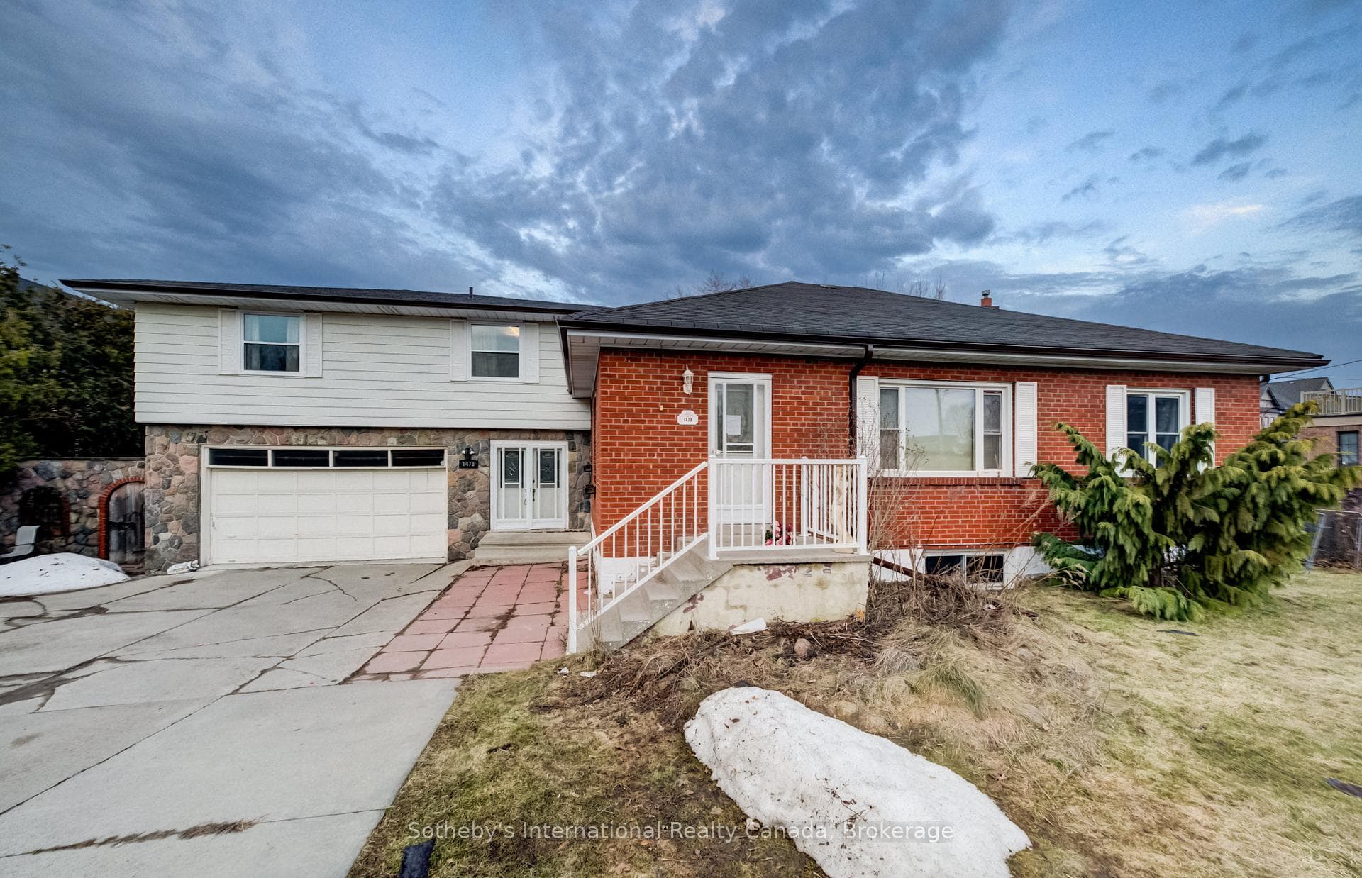 1478 Altona Road photo 3