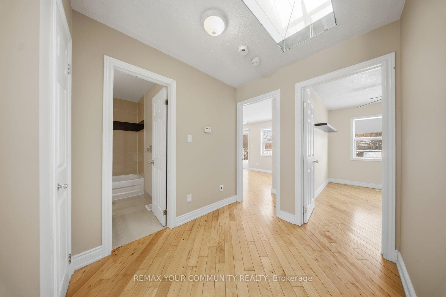 1500 Paddington Court photo 21