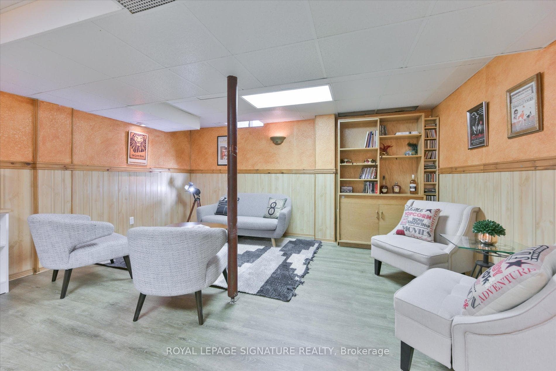 4168 Wheelwright Crescent photo 33