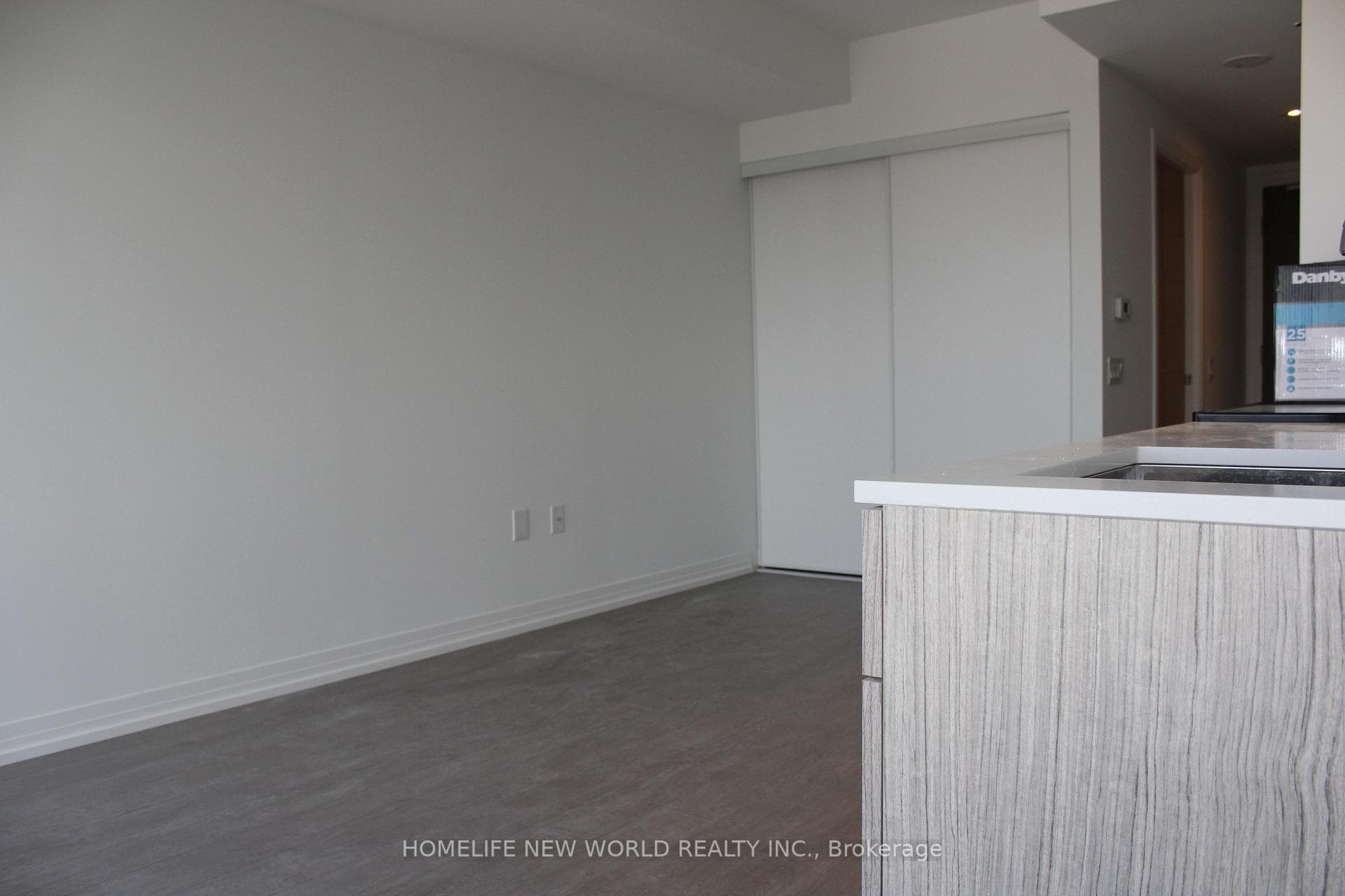 251 Jarvis Street Unit 4707 photo 8