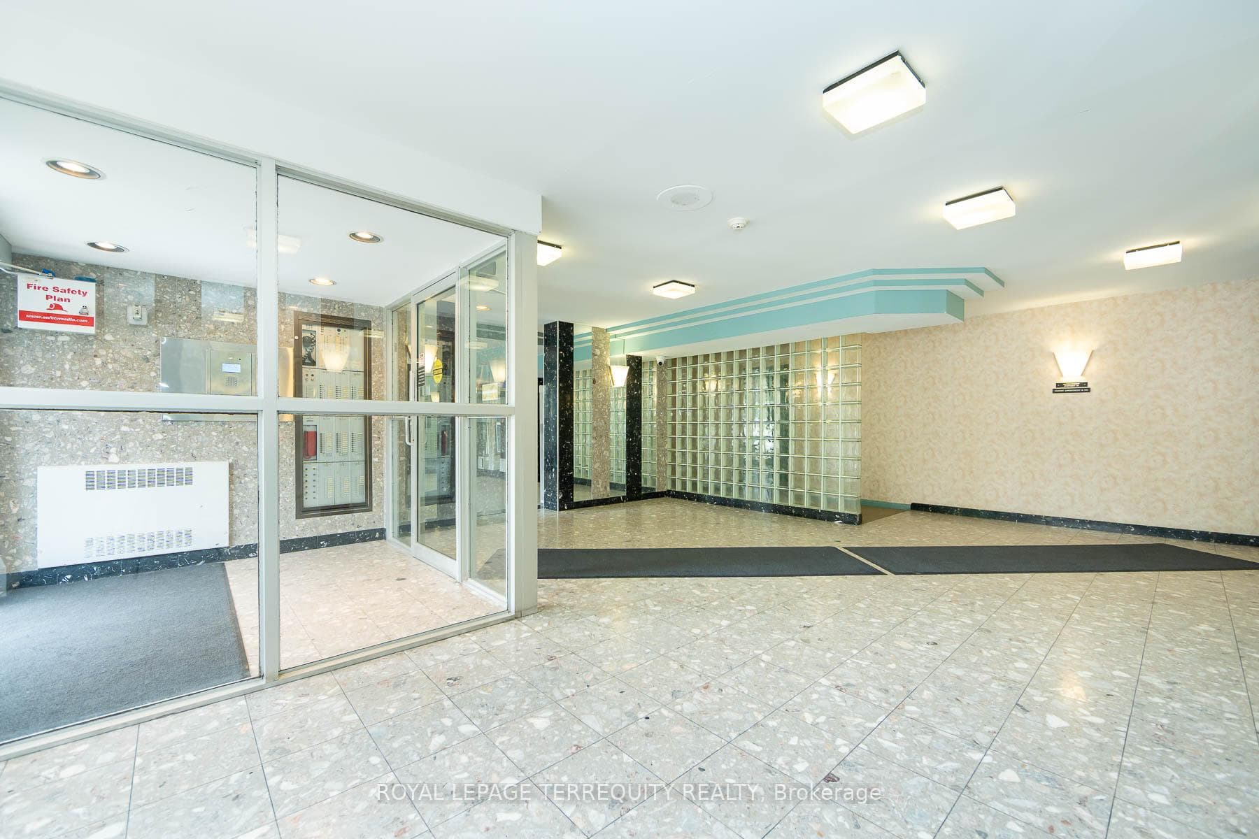 3077 Weston Road Unit 1104 photo 24