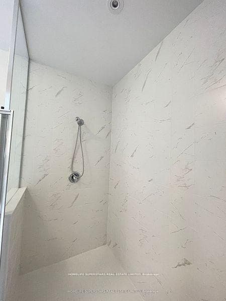 17 Bellflower Crescent photo 31