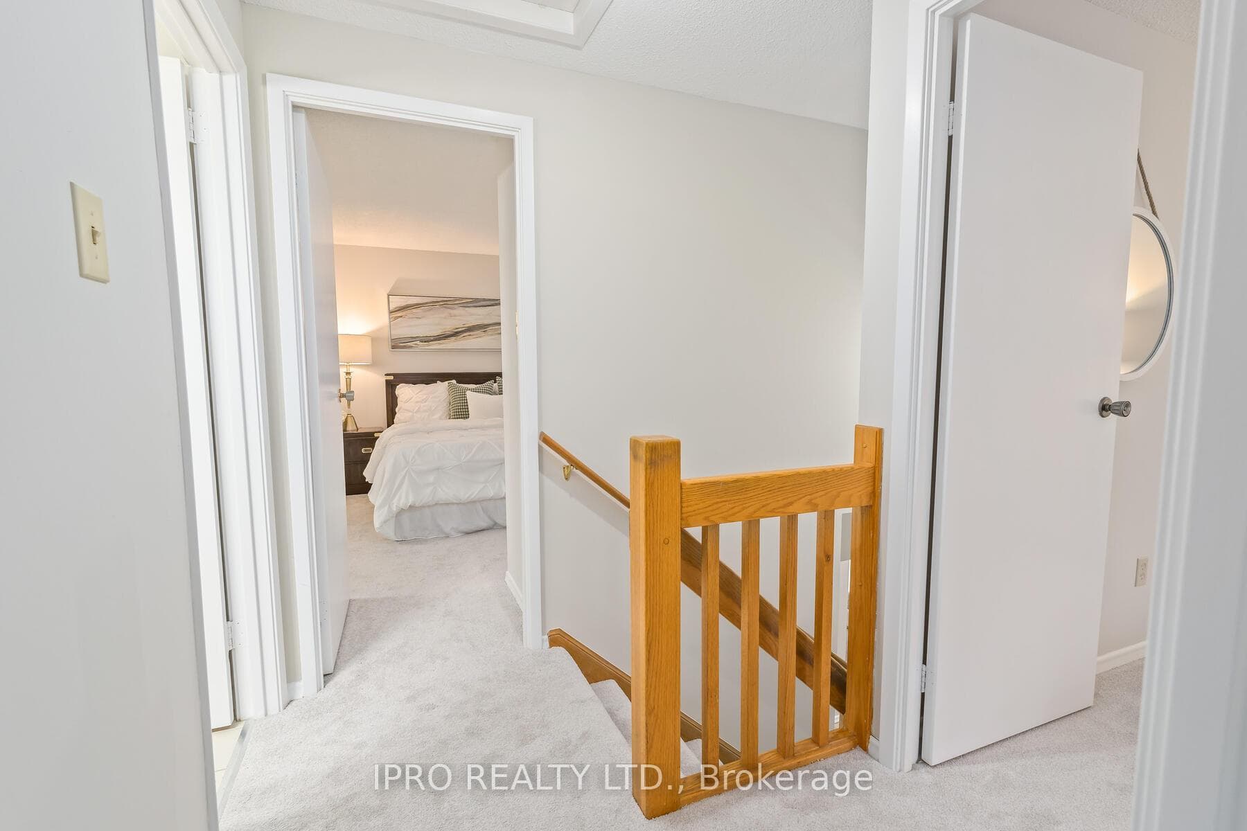 30 Broadview Court photo 20