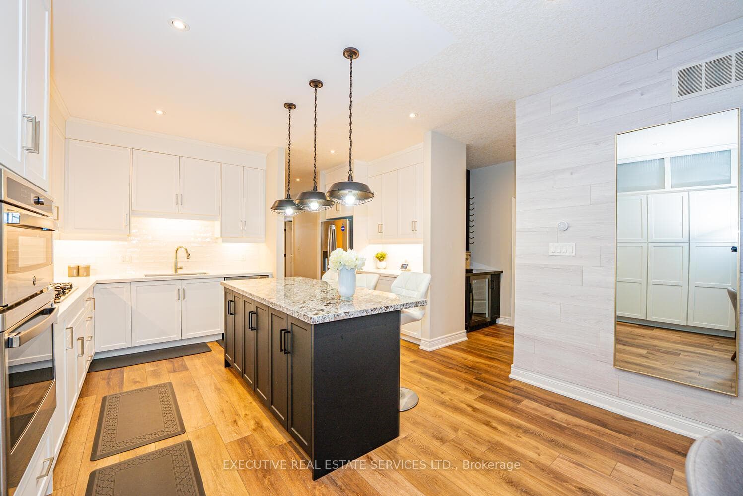 2848 King Street Unit 11 photo 29