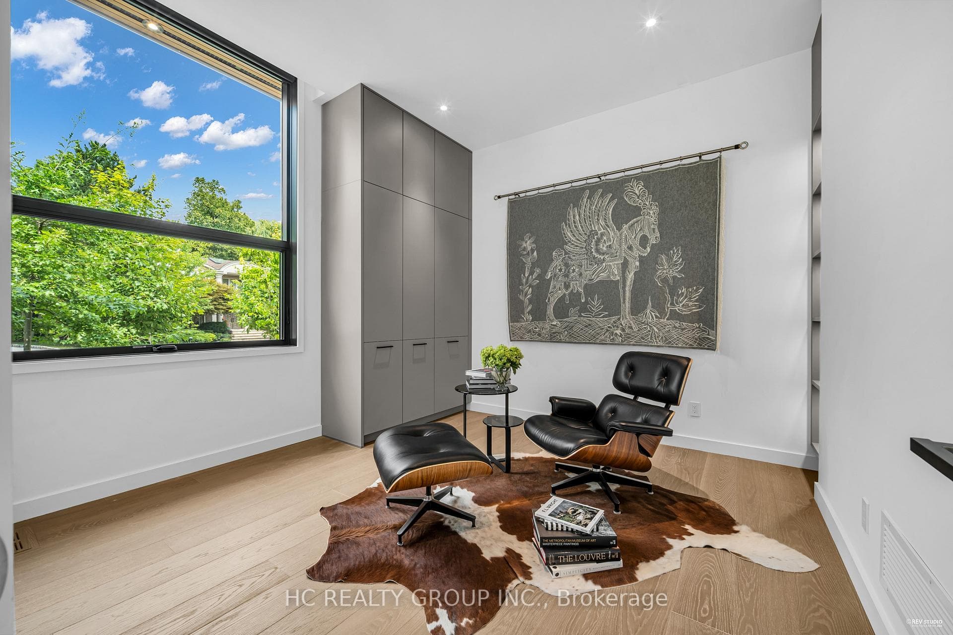 7 Whitelaw Court photo 18