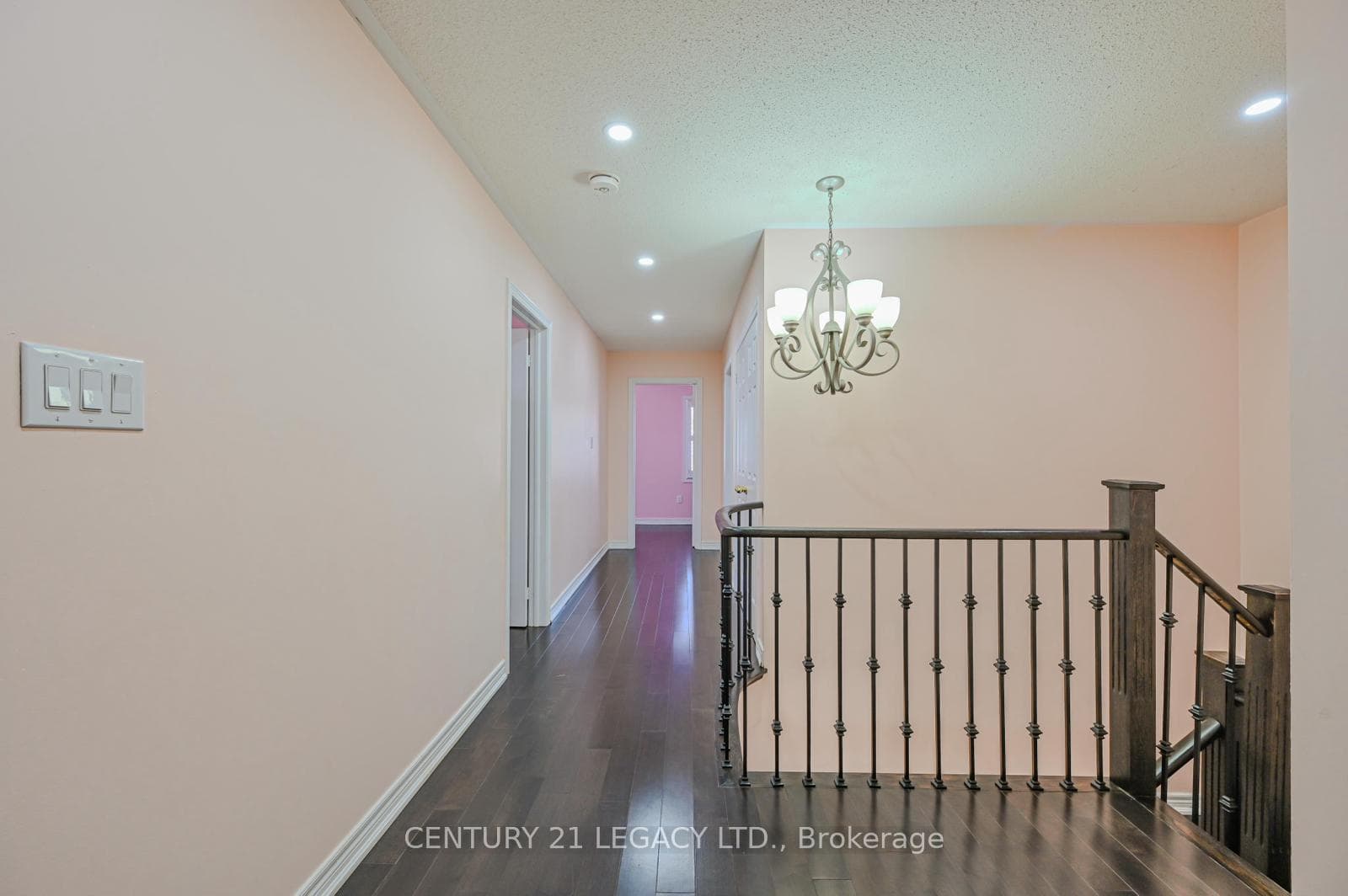 56 Gamson Crescent photo 17