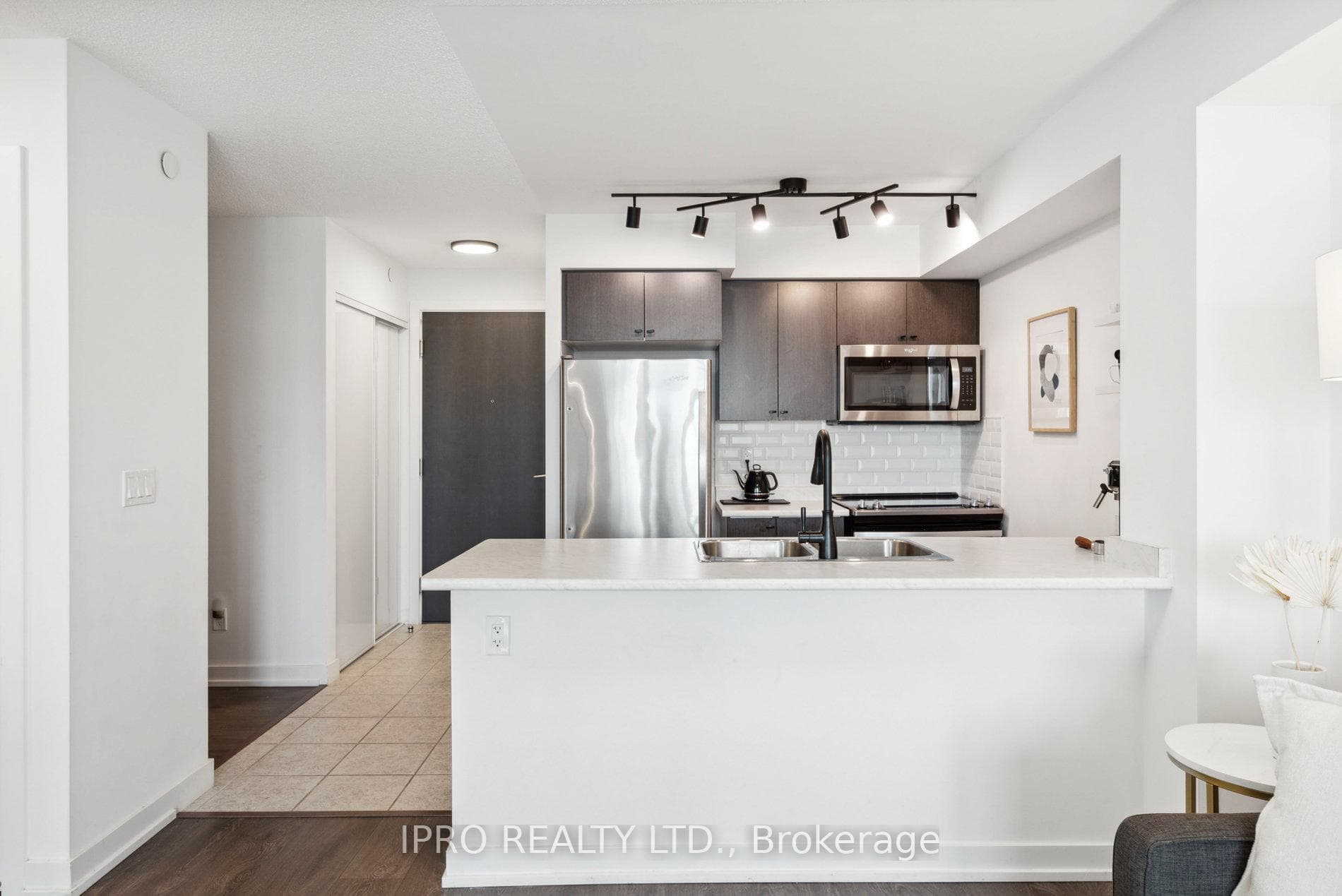 8 Trent Avenue Unit 513 photo 10