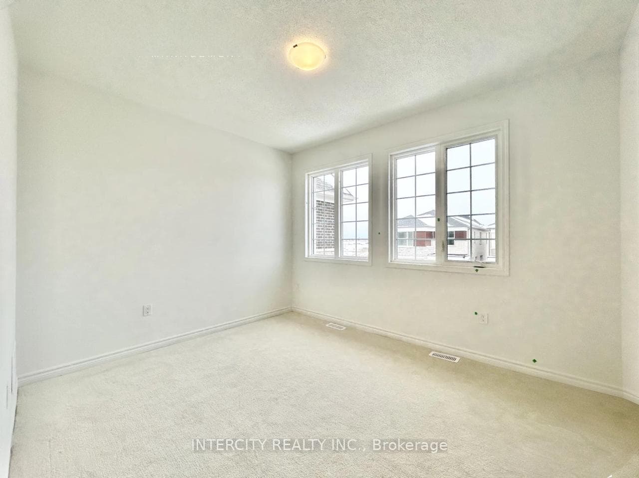 265 Marigold Court photo 17