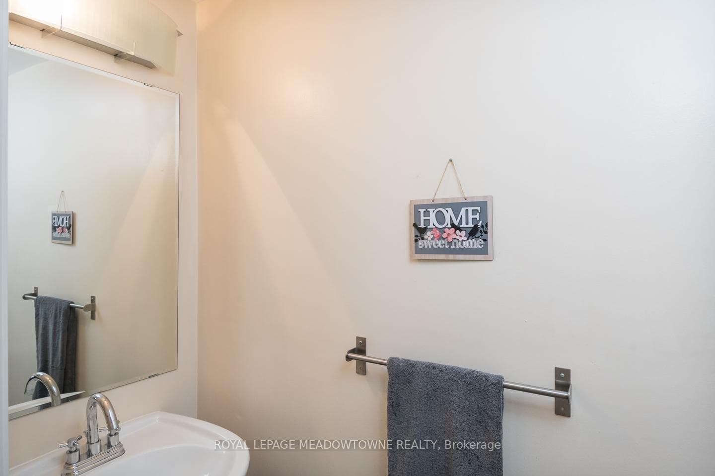 885 Gazley Circle photo 18
