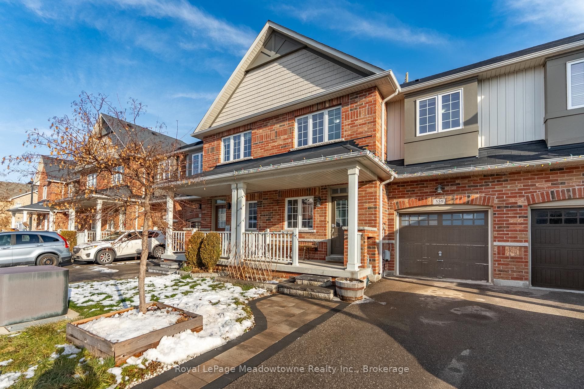 559 Murray Meadows Place photo 2