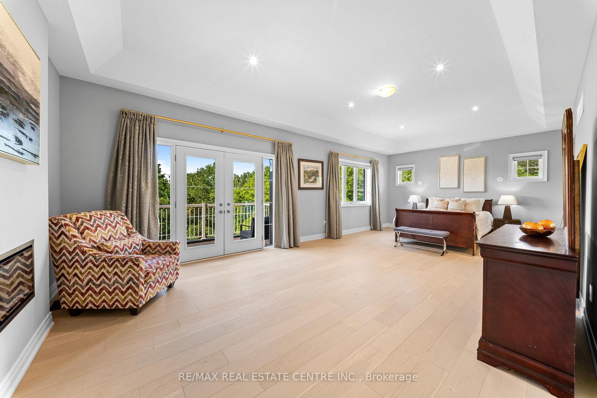 70 Appleyard Avenue photo 31