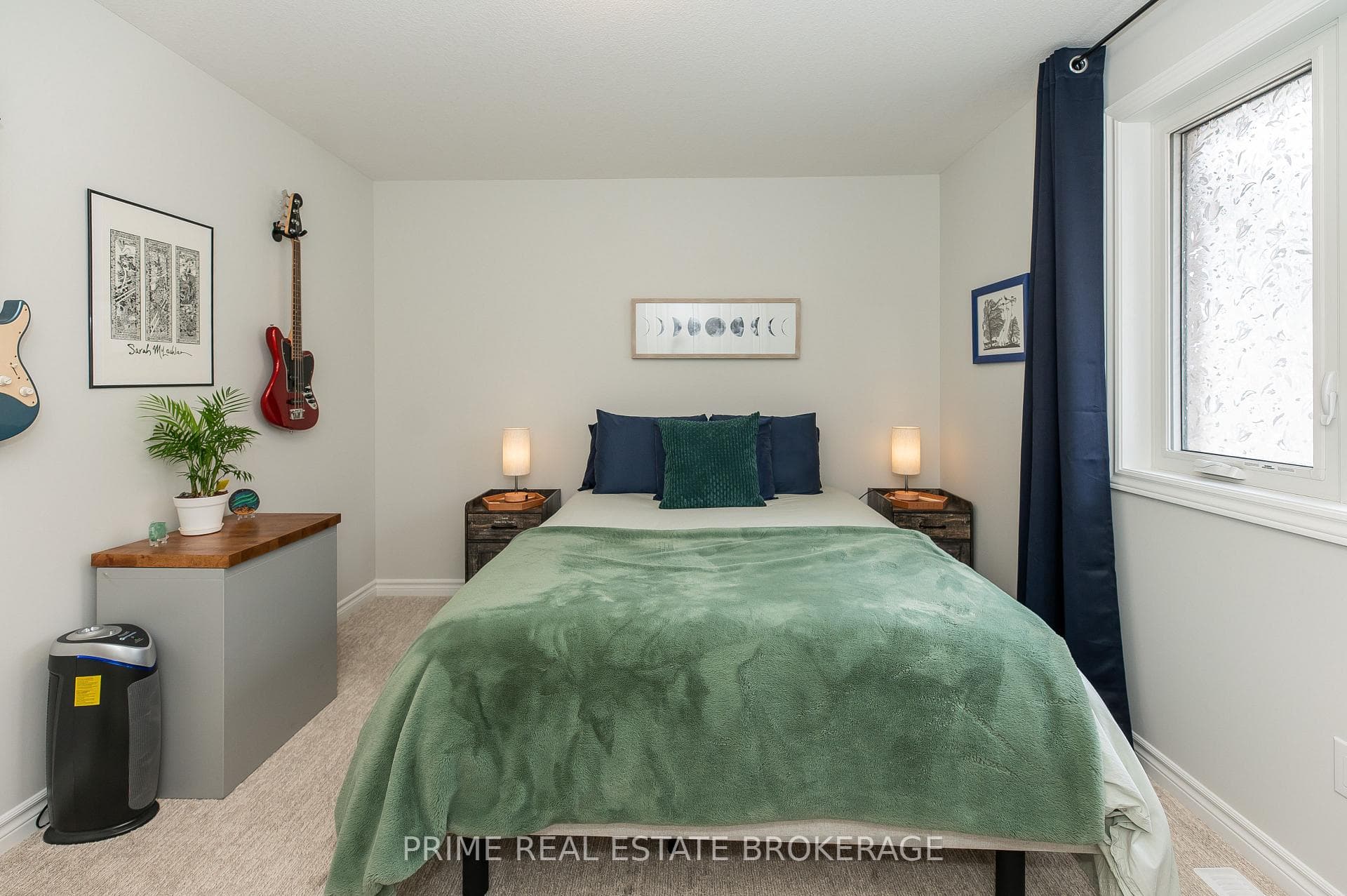 2 Macleod Court photo 22