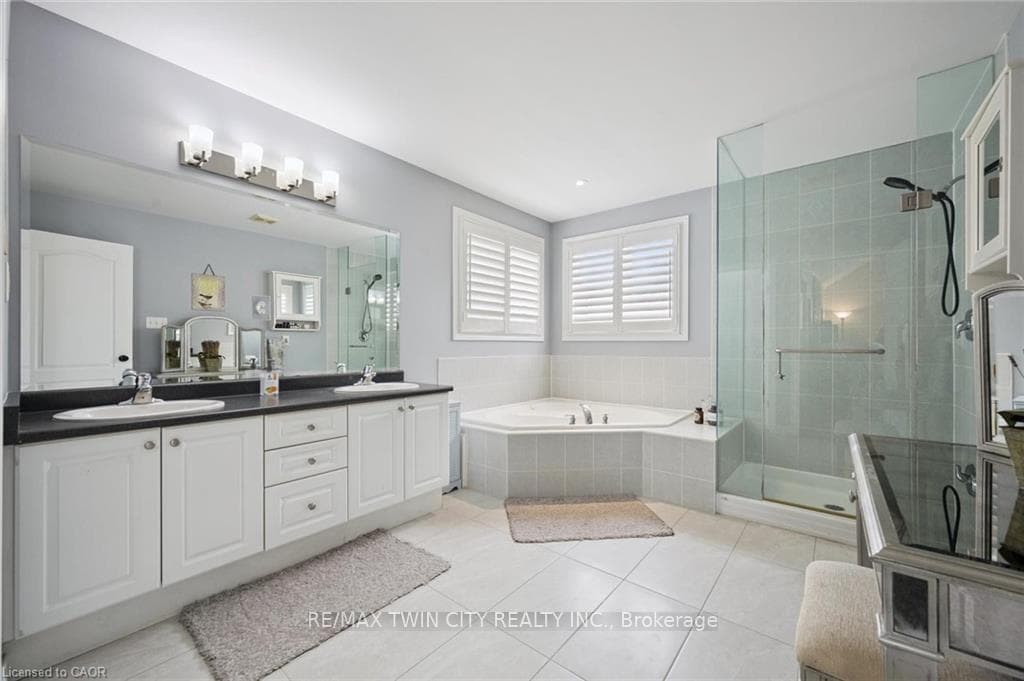 42 FISCHER Court photo 27