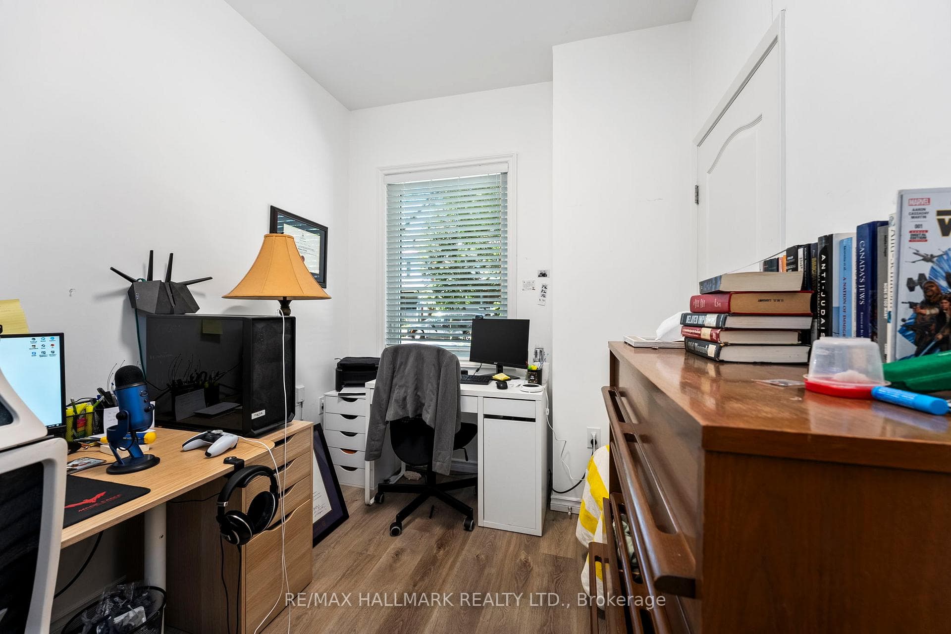123 Lansdowne Avenue photo 10