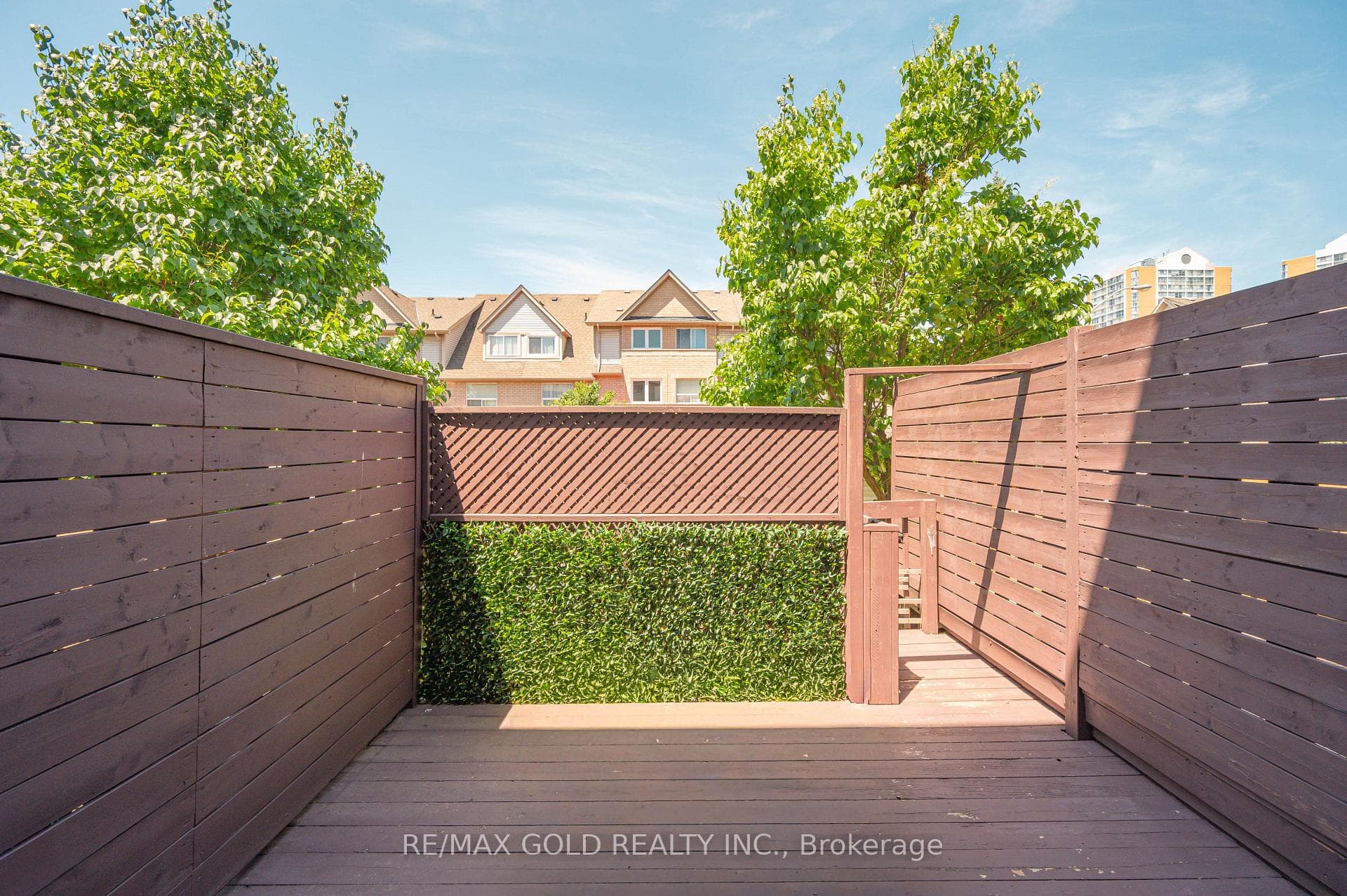 80 Strathaven Drive Unit 53 photo 41