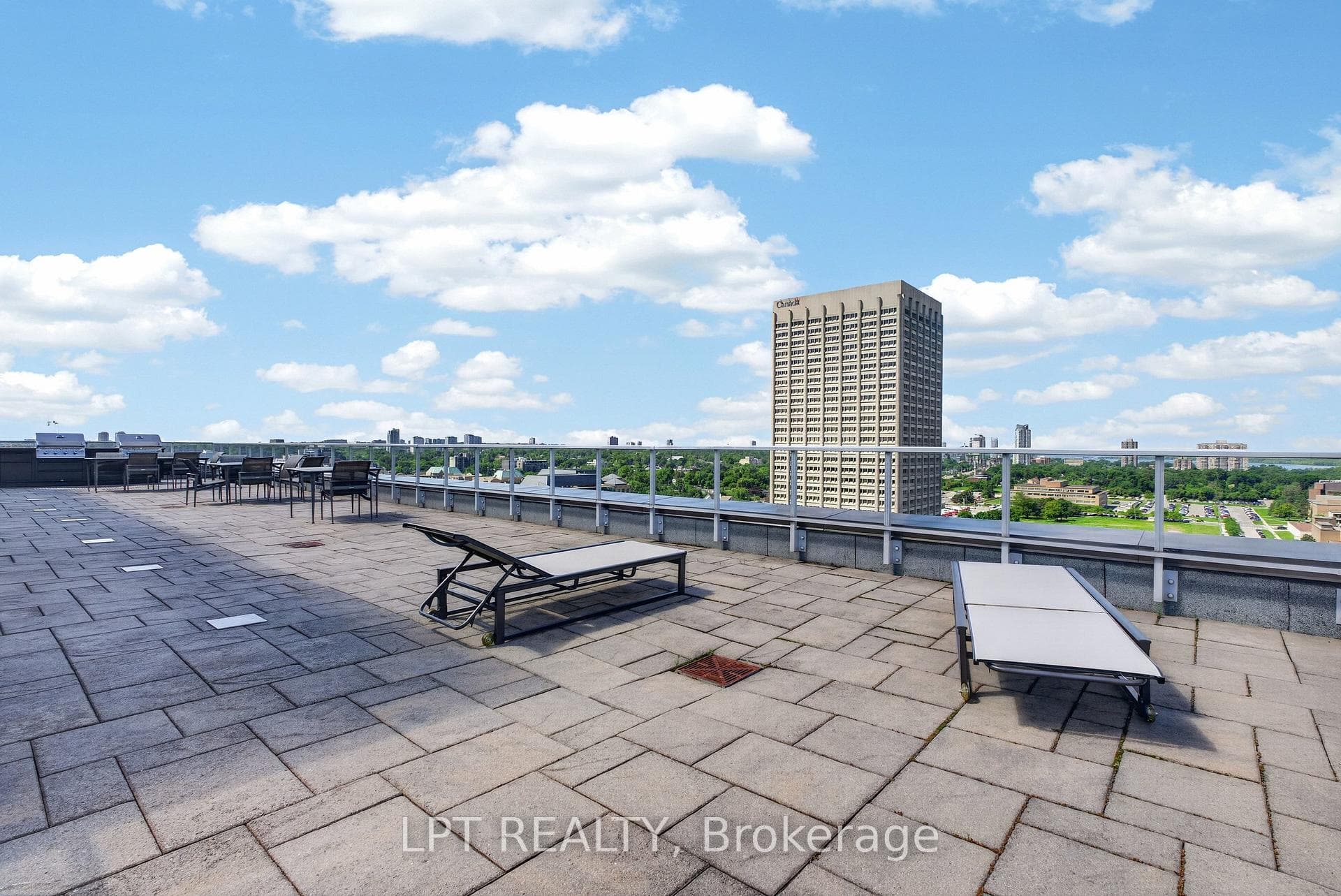 201 Parkdale Avenue Unit 1004 photo 41