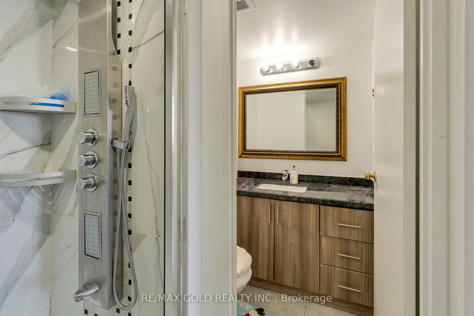 3700 Kaneff Crescent Unit 2101 photo 33