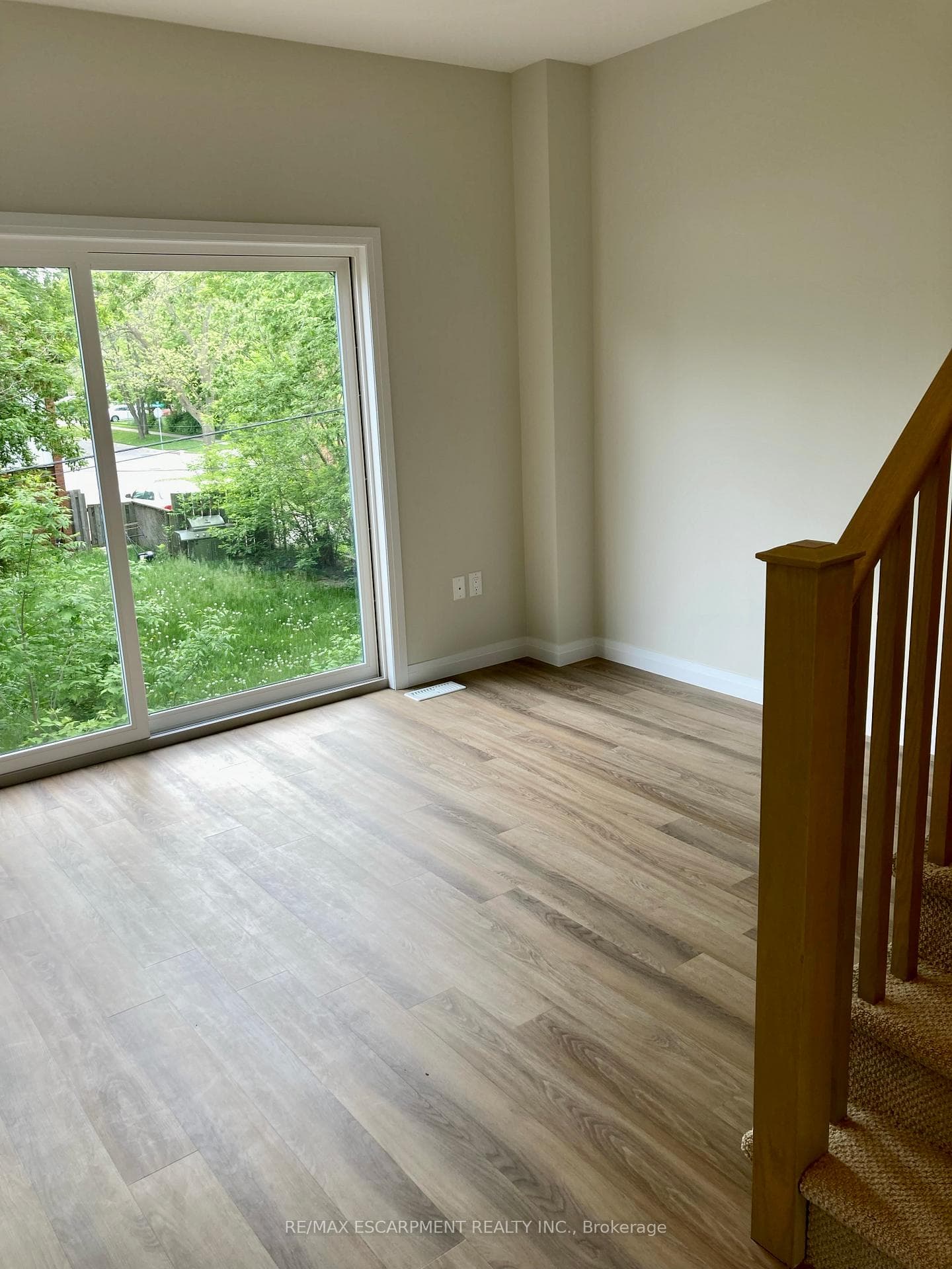 270 Melvin Avenue Unit 21 photo 7