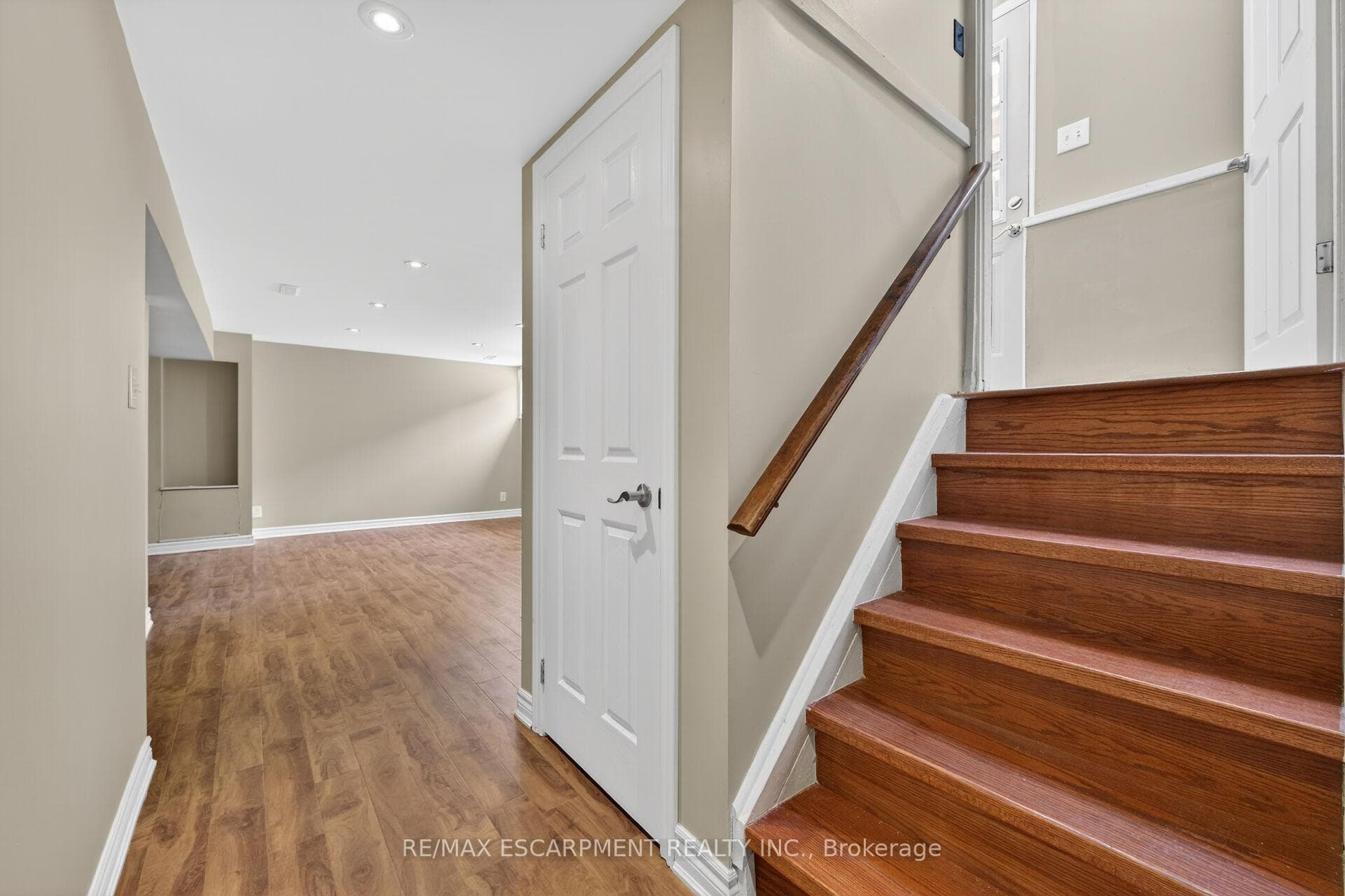 217 West 15th Street photo 27