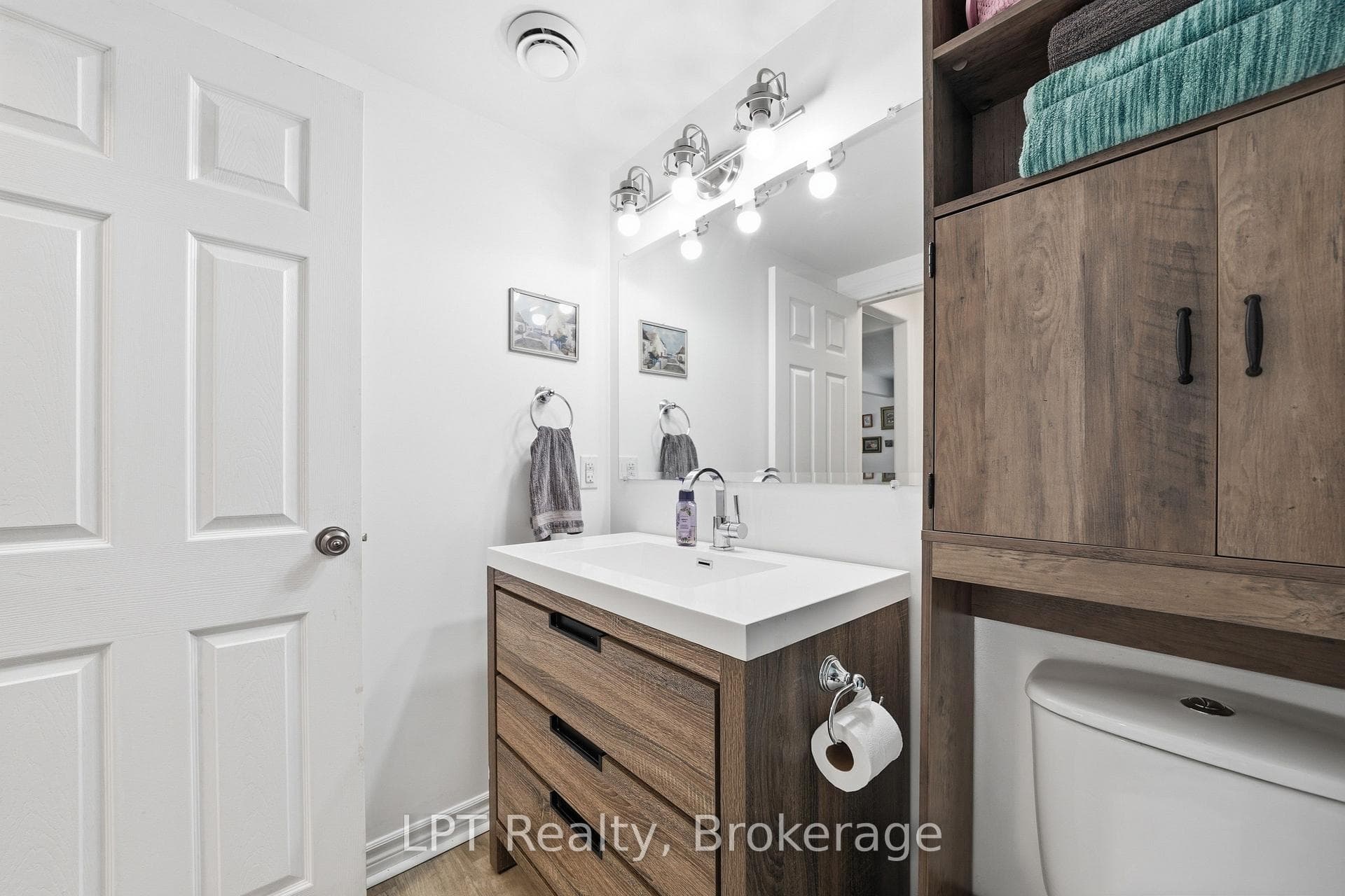 37 Lake Breeze Court Unit 5A photo 21