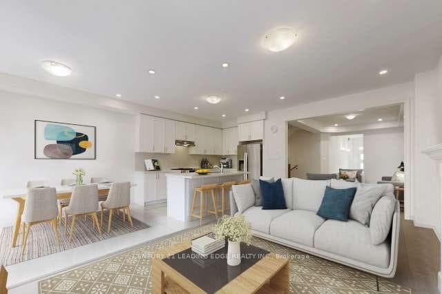 57 Markview Road photo 9