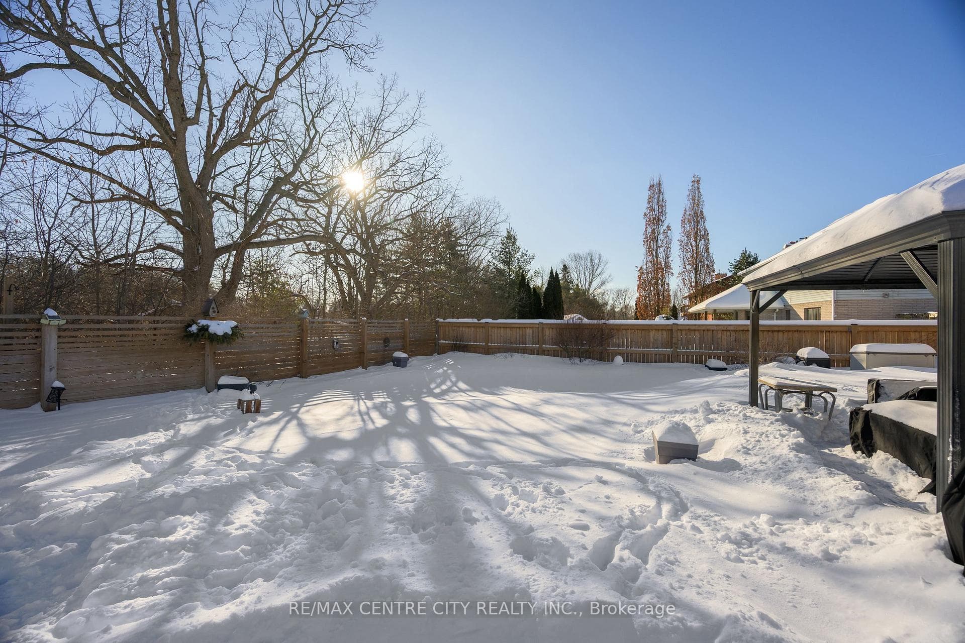 82 Mill Road photo 43