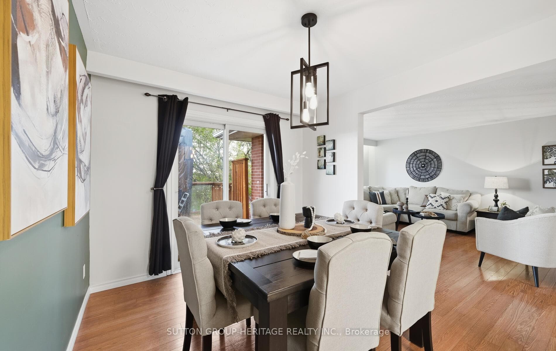 452 Elizabeth Street photo 10