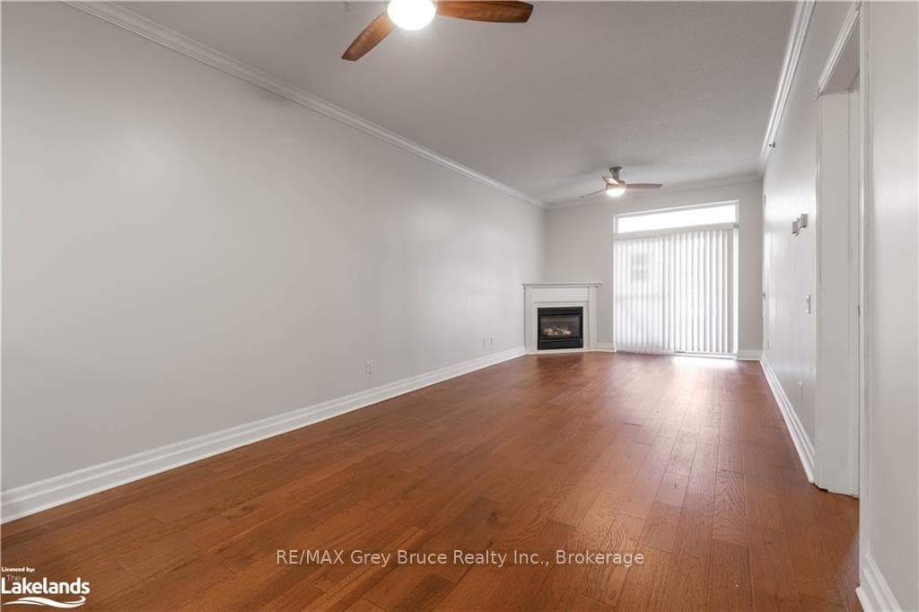 34 BAYFIELD Street Unit 105 photo 6