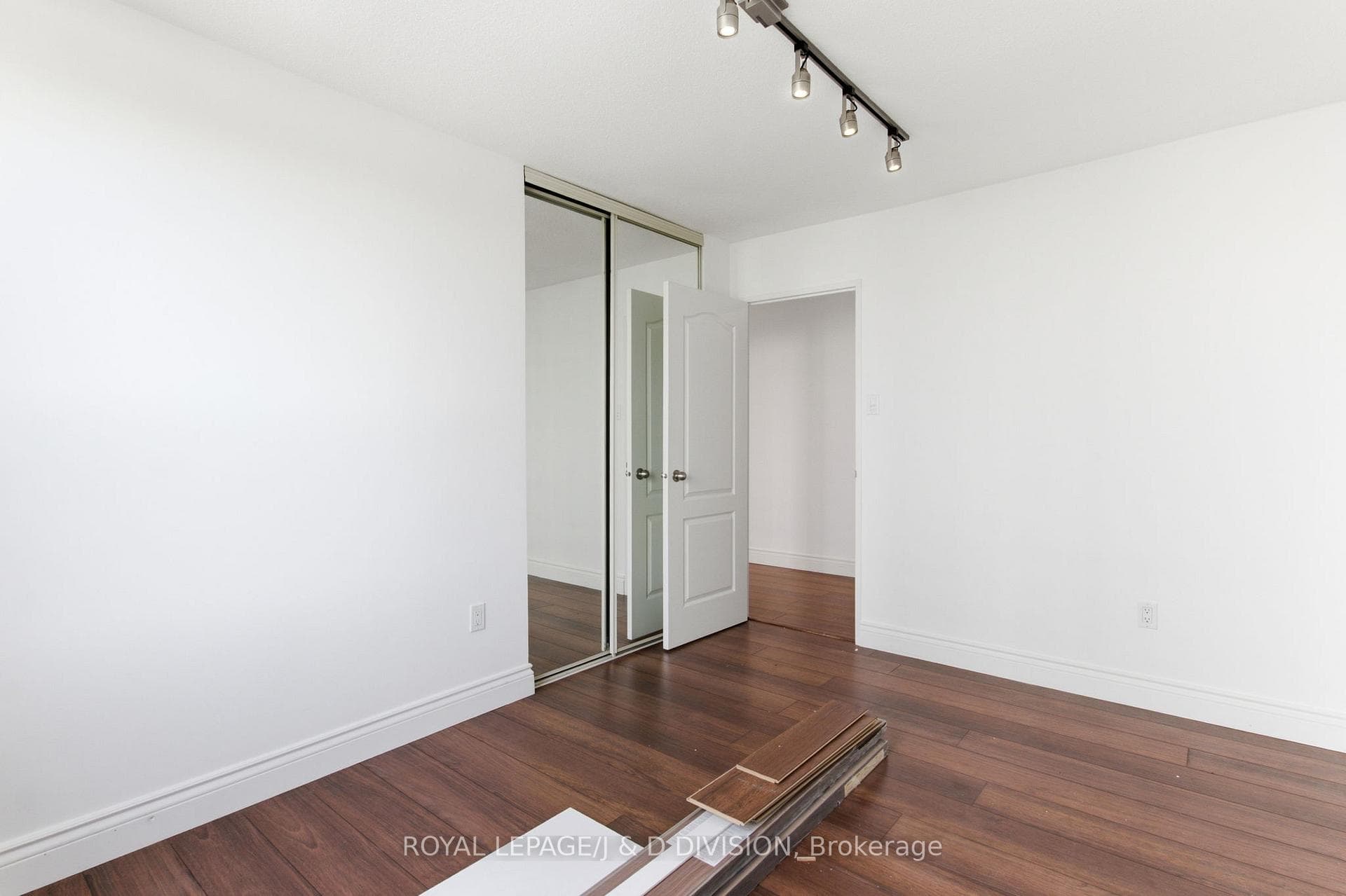 100 Canyon Avenue Unit 701 photo 23