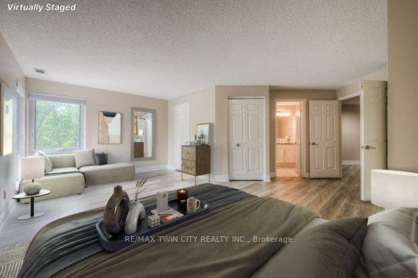 50 BLUE SPRINGS Drive Unit 31 photo 17