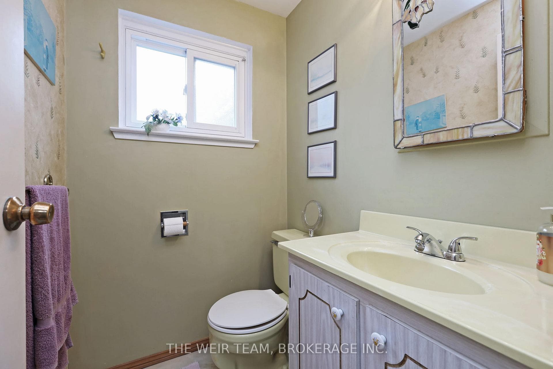 1577 Otterby Road photo 27