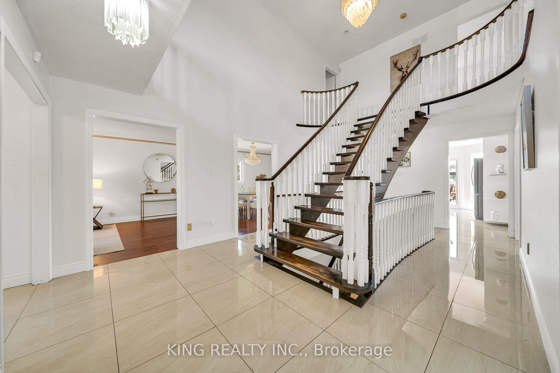 2606 Ambercroft Trail photo 12