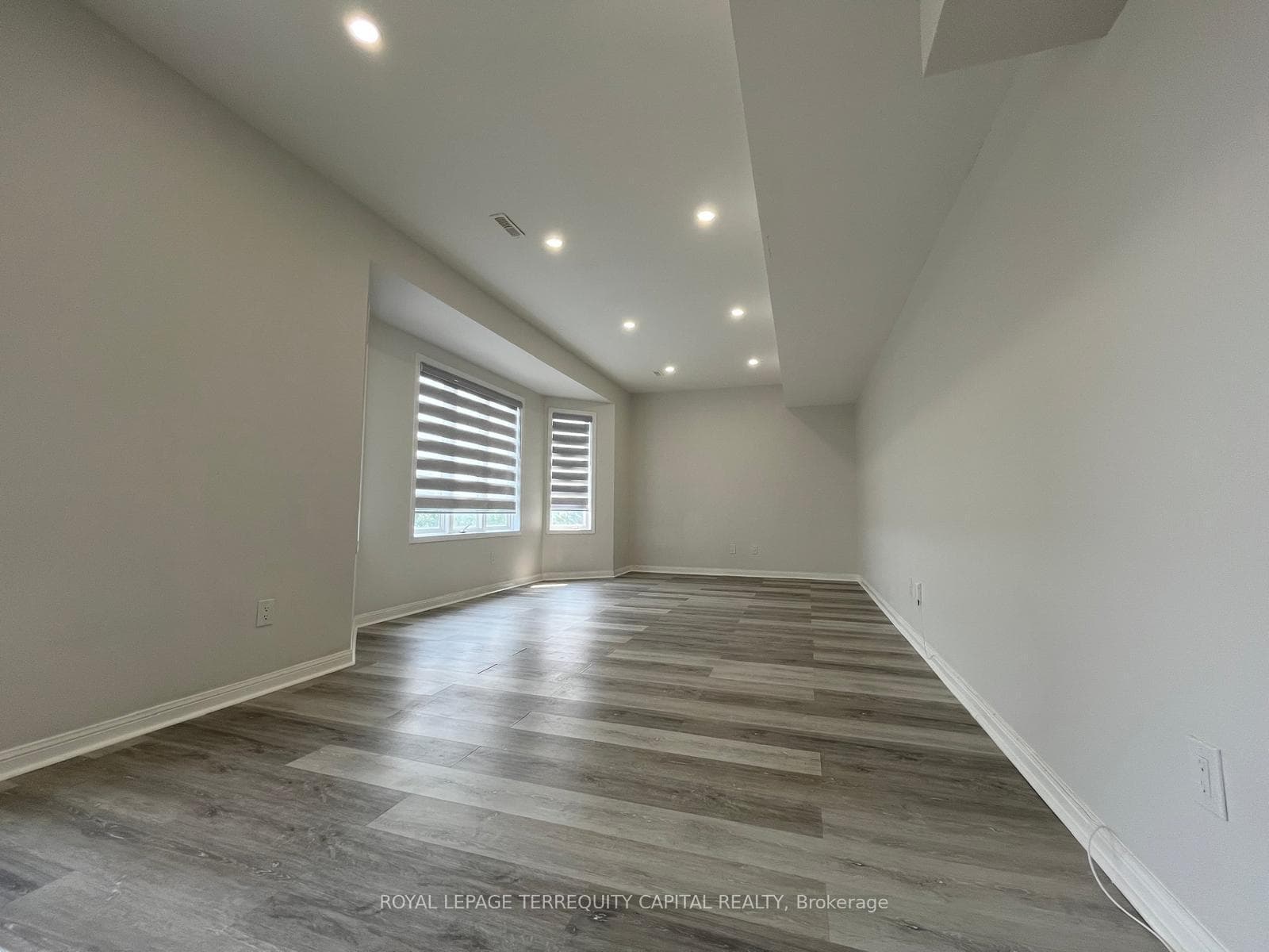 343 Edgehill Drive Unit Upper photo 8