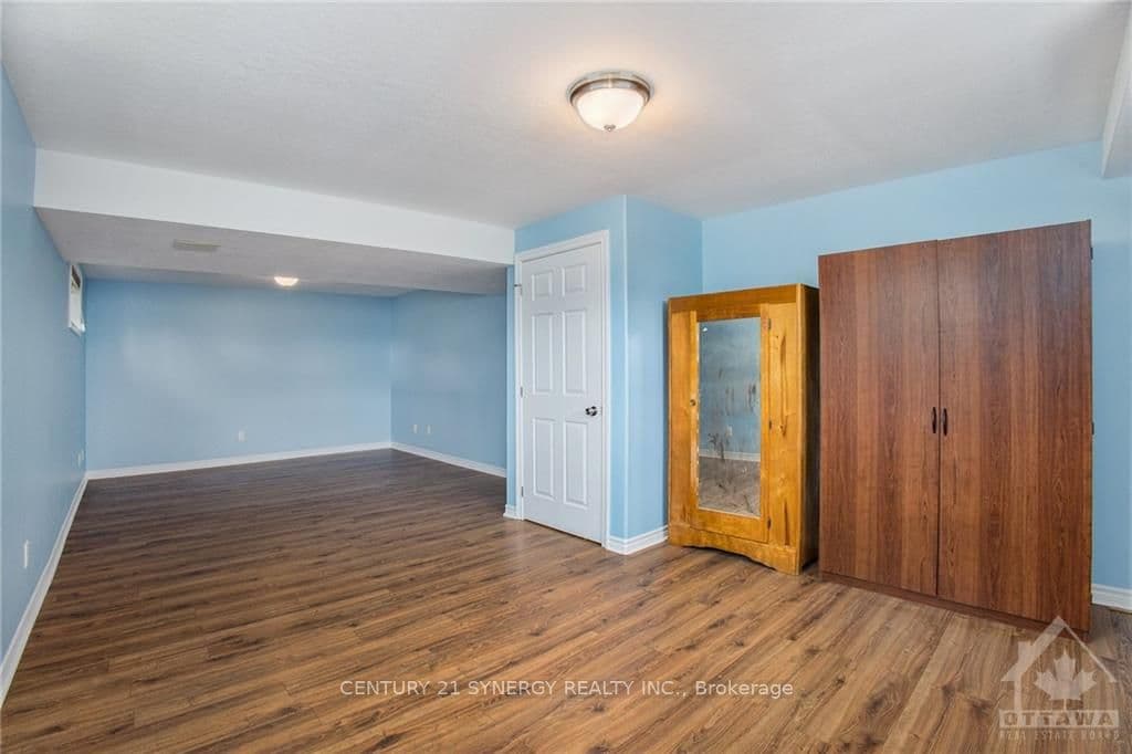 169 HAROLD Street photo 16