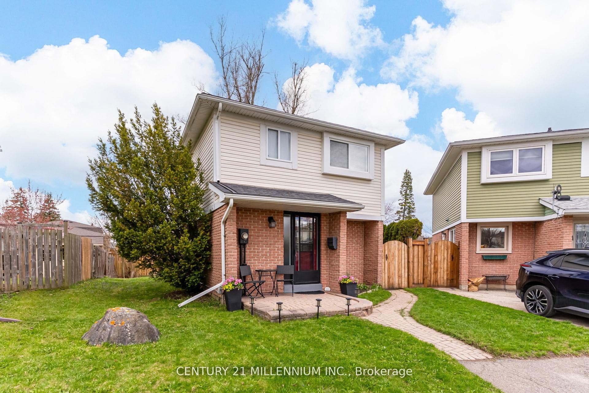 72 Karen Court photo 2