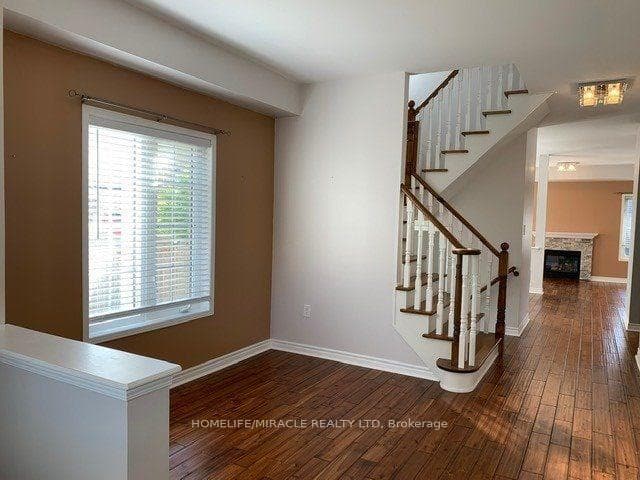 37 Mount Pleasant Avenue Unit Upper photo 6