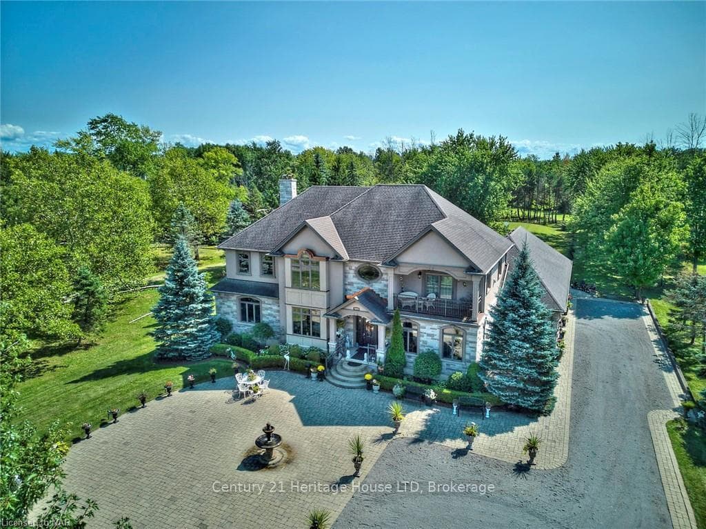 Gorgeous Waterfront Estate