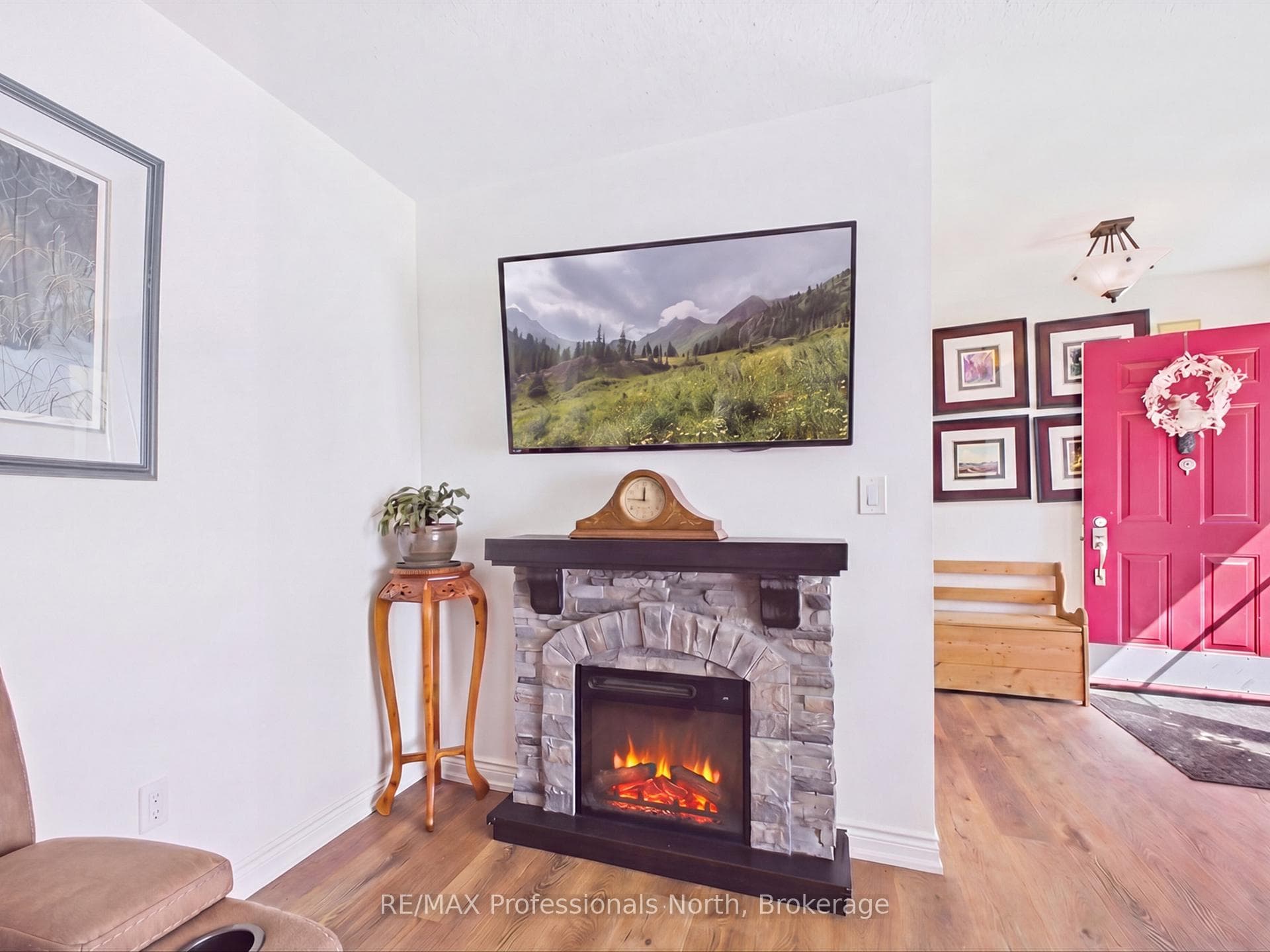 30 THE GRANITE BLUFF N/A photo 8