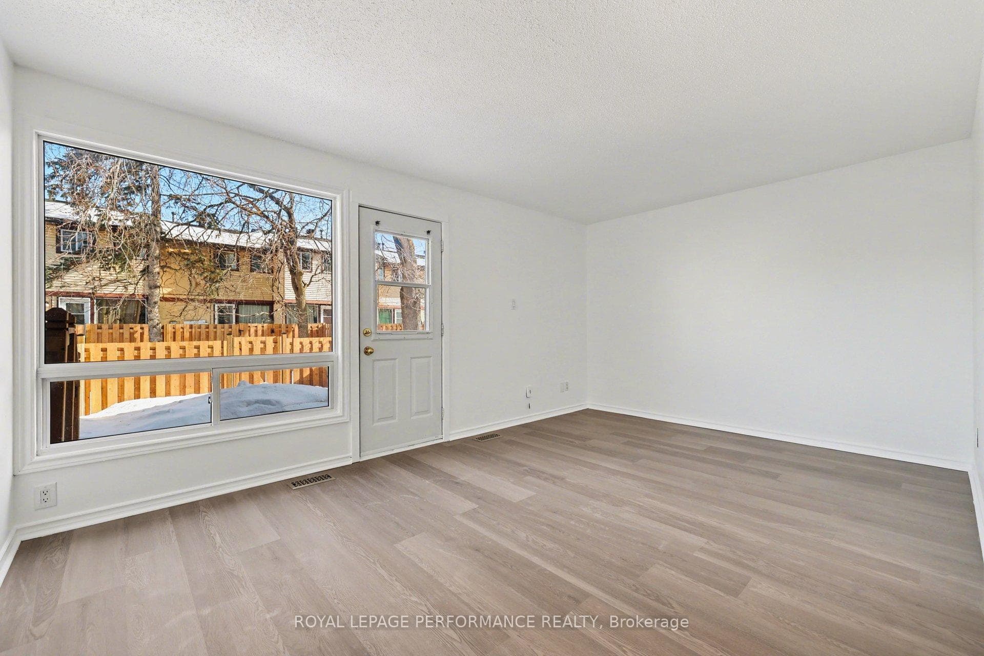 1584 Feather Lane photo 6