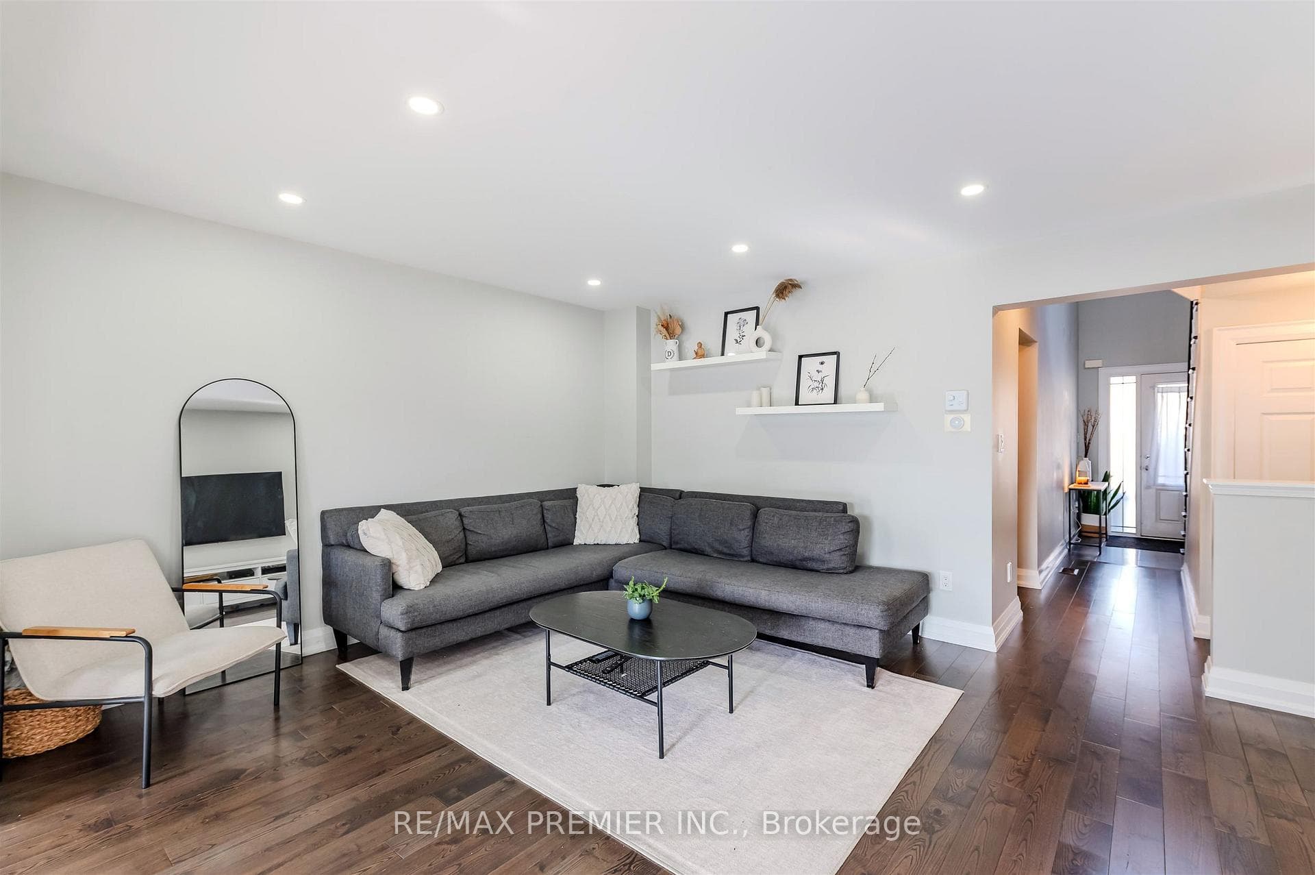218 Orr Drive photo 8