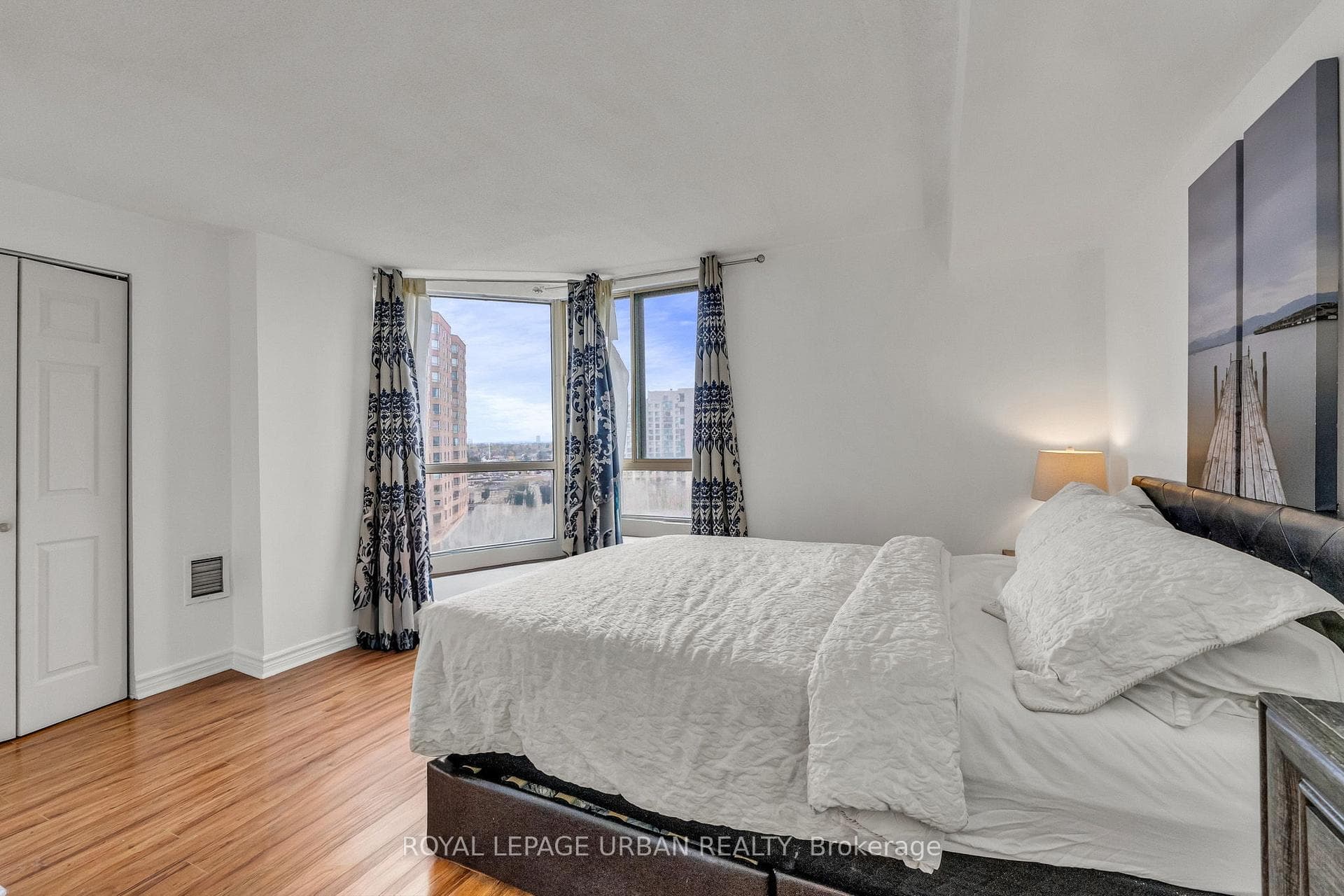 61 Markbrook Lane Unit 1210 photo 29
