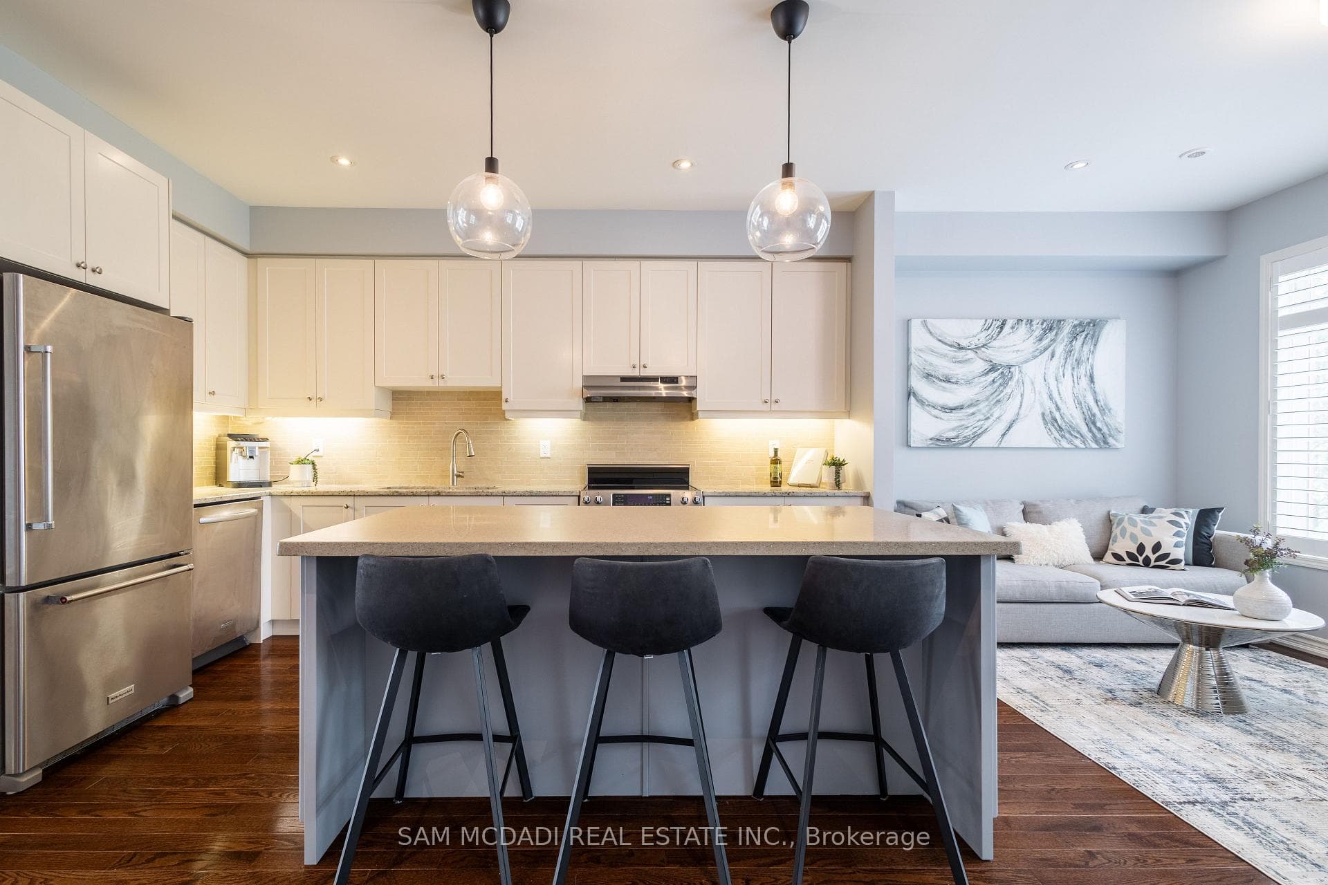 1139 Haig Boulevard Unit 2 photo 13